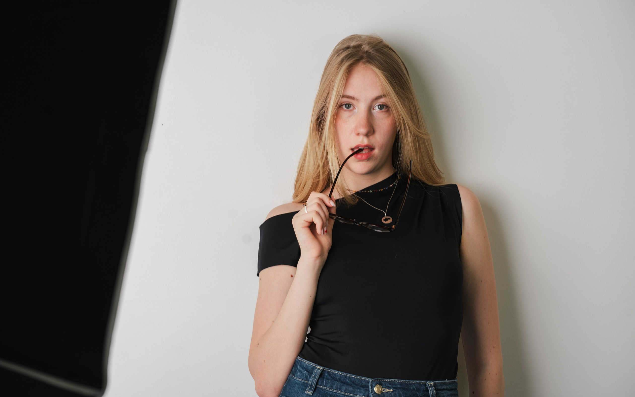 Sofia. Portrait, Lifestyle & Couple Photographer in Riga