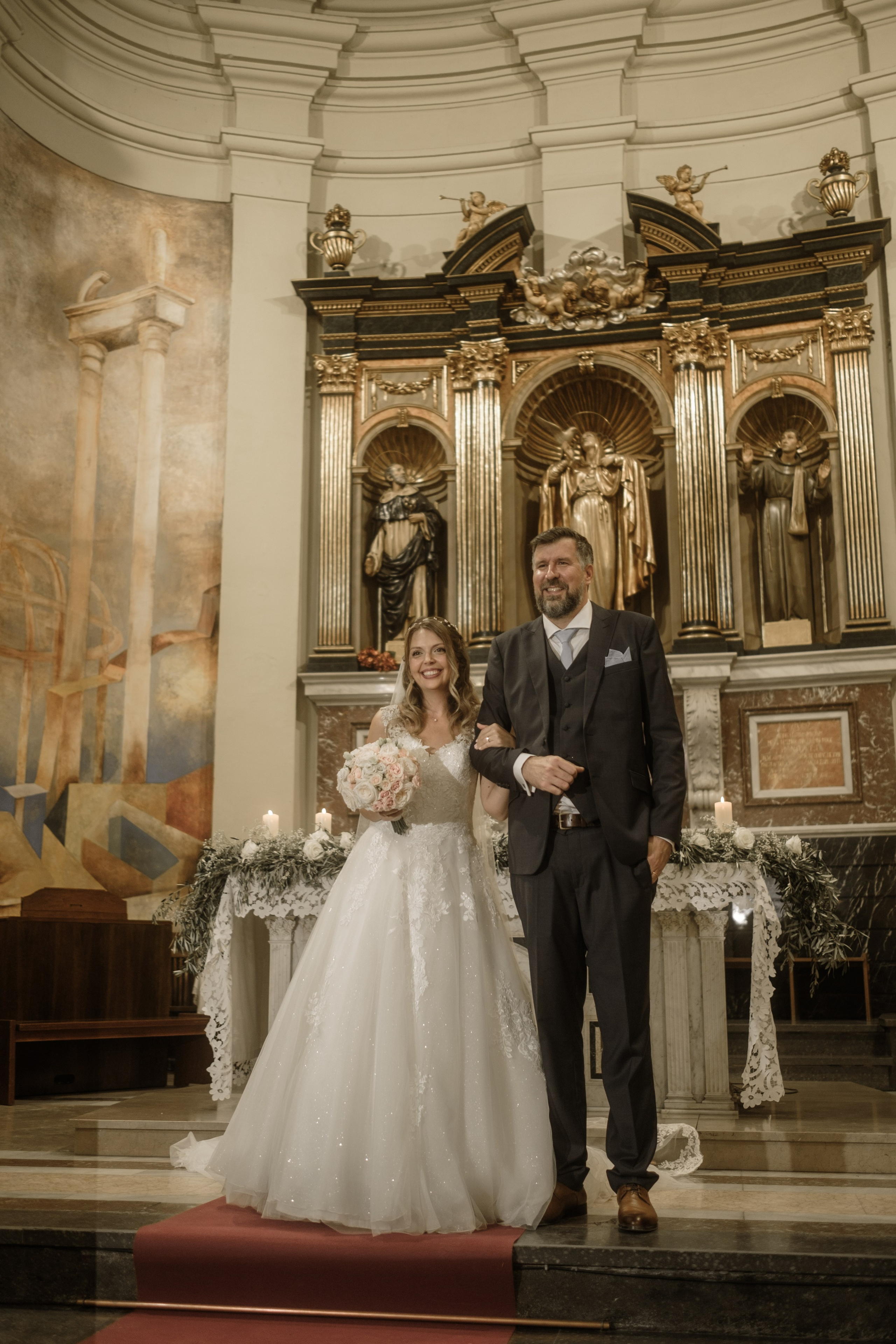 Svetlana & Alman. Monestir Sant Salvi. Paola fotógrafo / videografo de bodas en Barcelona