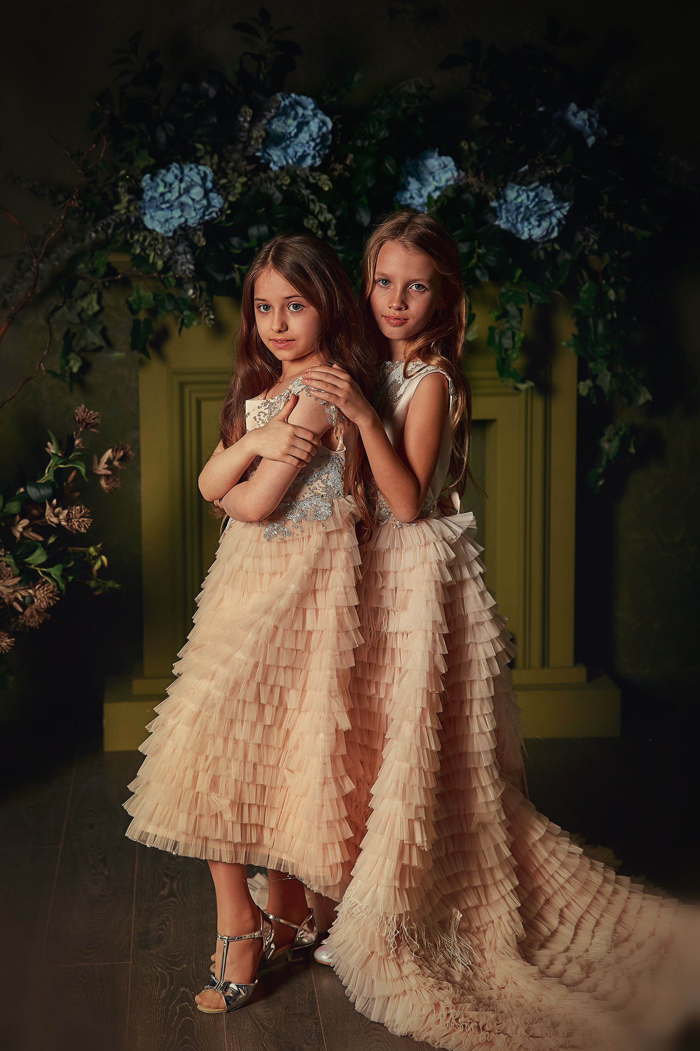 Studio. Fotograf de Nuntă | Familie | Portret - Iulian Doroganici