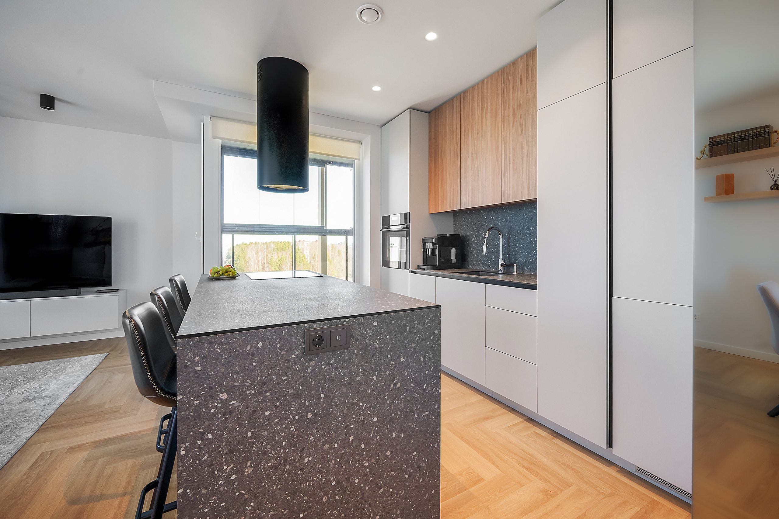 Viršuliškių g. 38B. Elina Sapiega fotografė Vilniuje