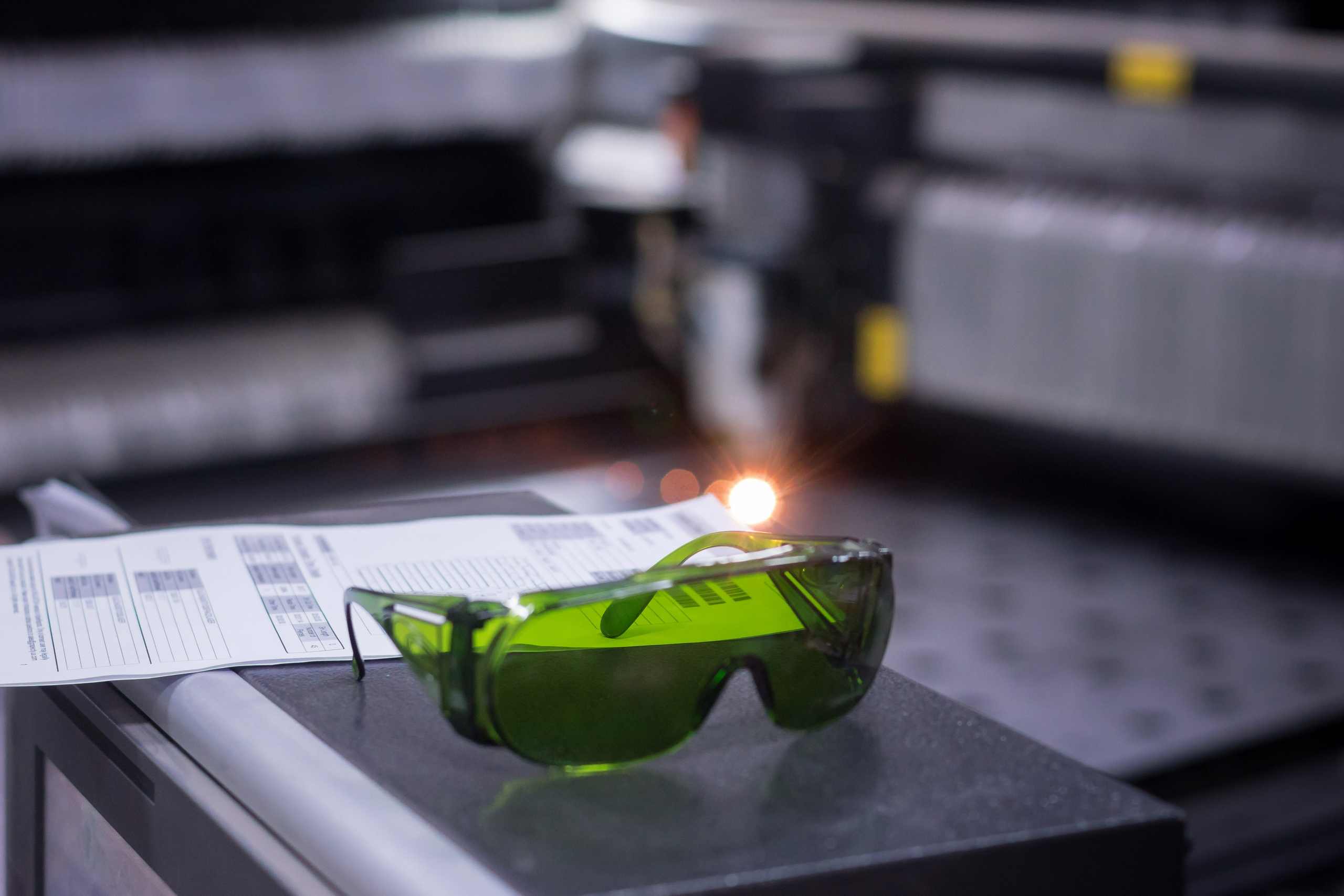 Produktowa fotografia. Rodzinny i weselny fotograf w Szczecinie, Dennis