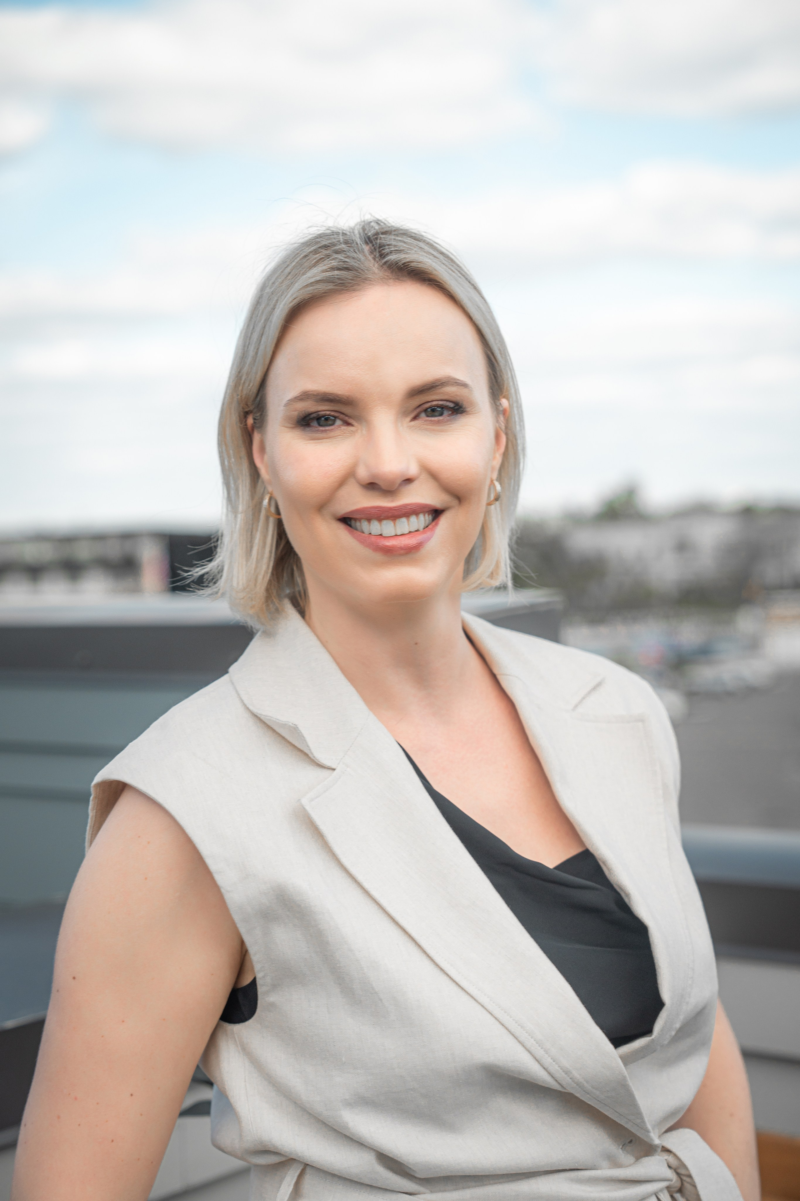 Irina Paul. Welcome to my video and photo world!