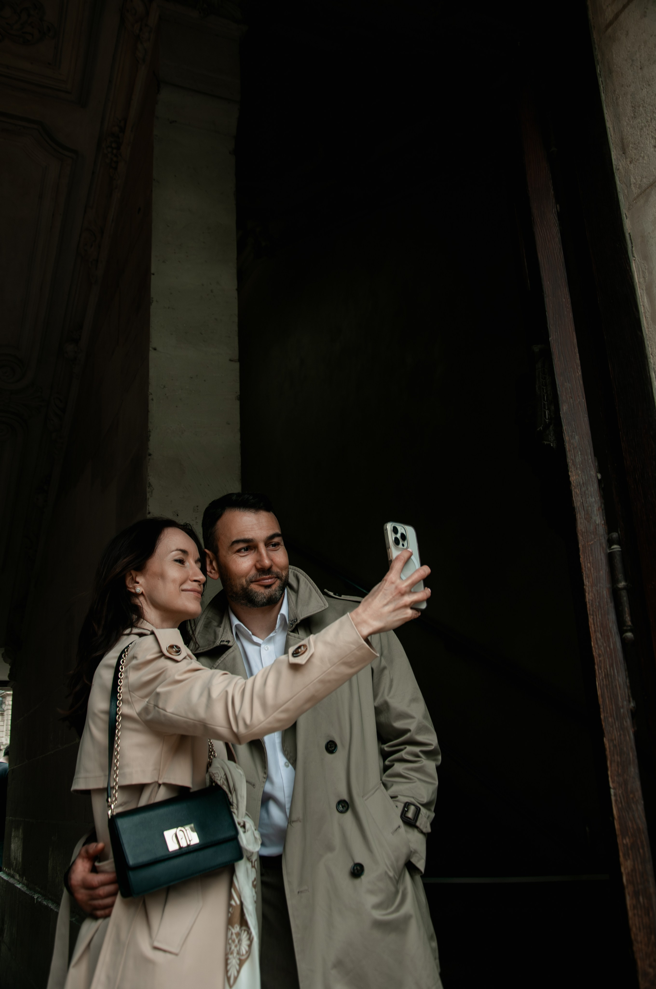 Street couple photoshoot. Paris photographer — Polina Osipova