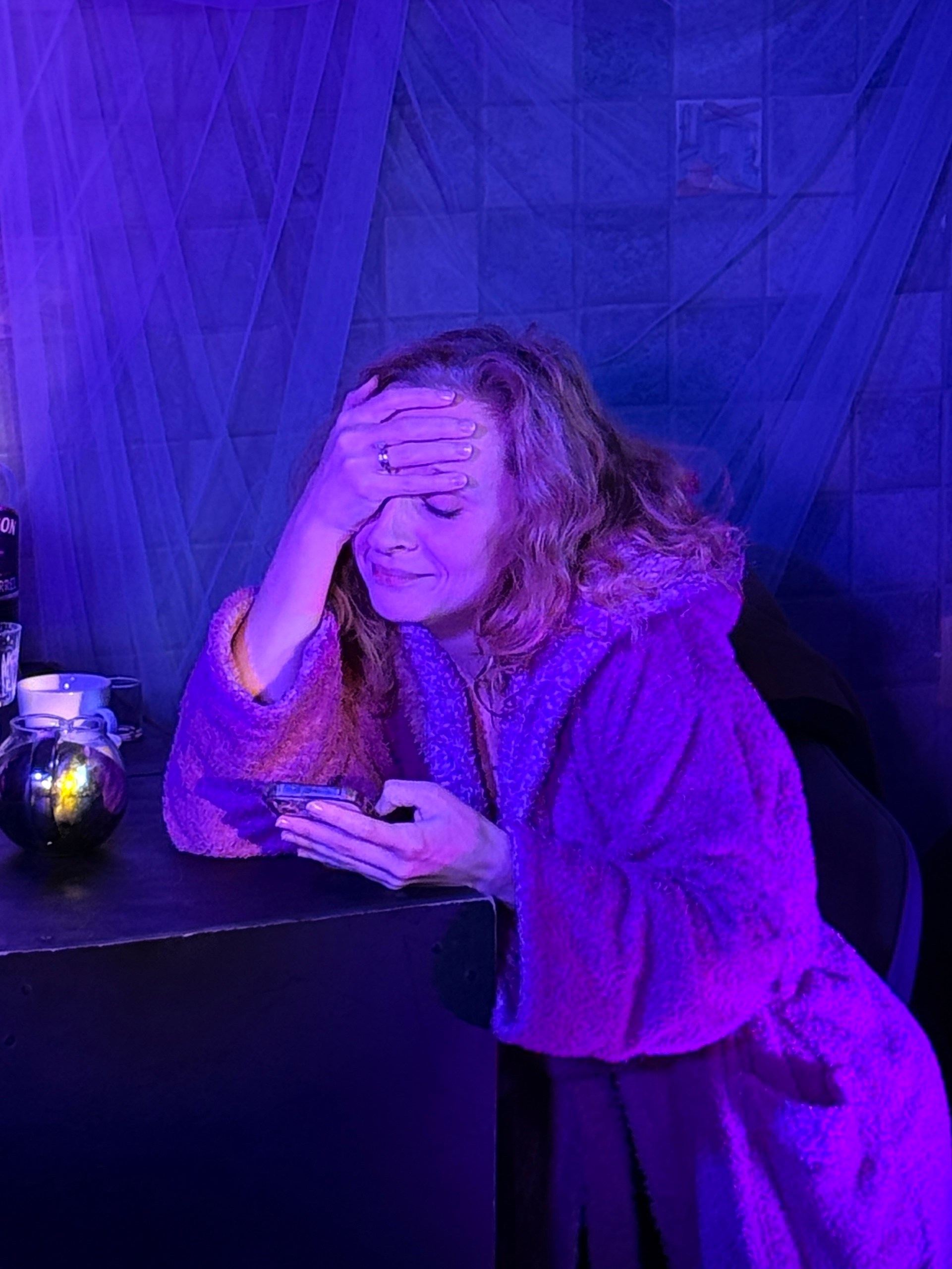 Фоторепортаж вистави у Будві. Портретний фотограф Альона Новгородцева