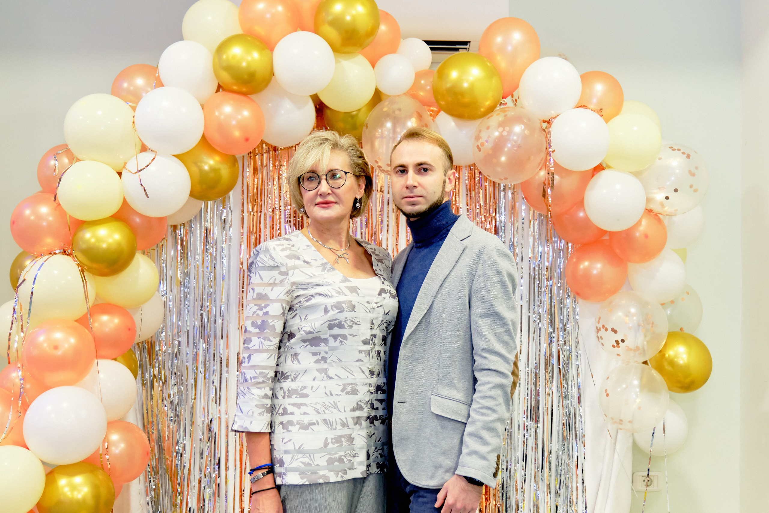 Фоторепортаж з благодійного Новорічного балу у Чорногорії. Портретний фотограф Альона Новгородцева