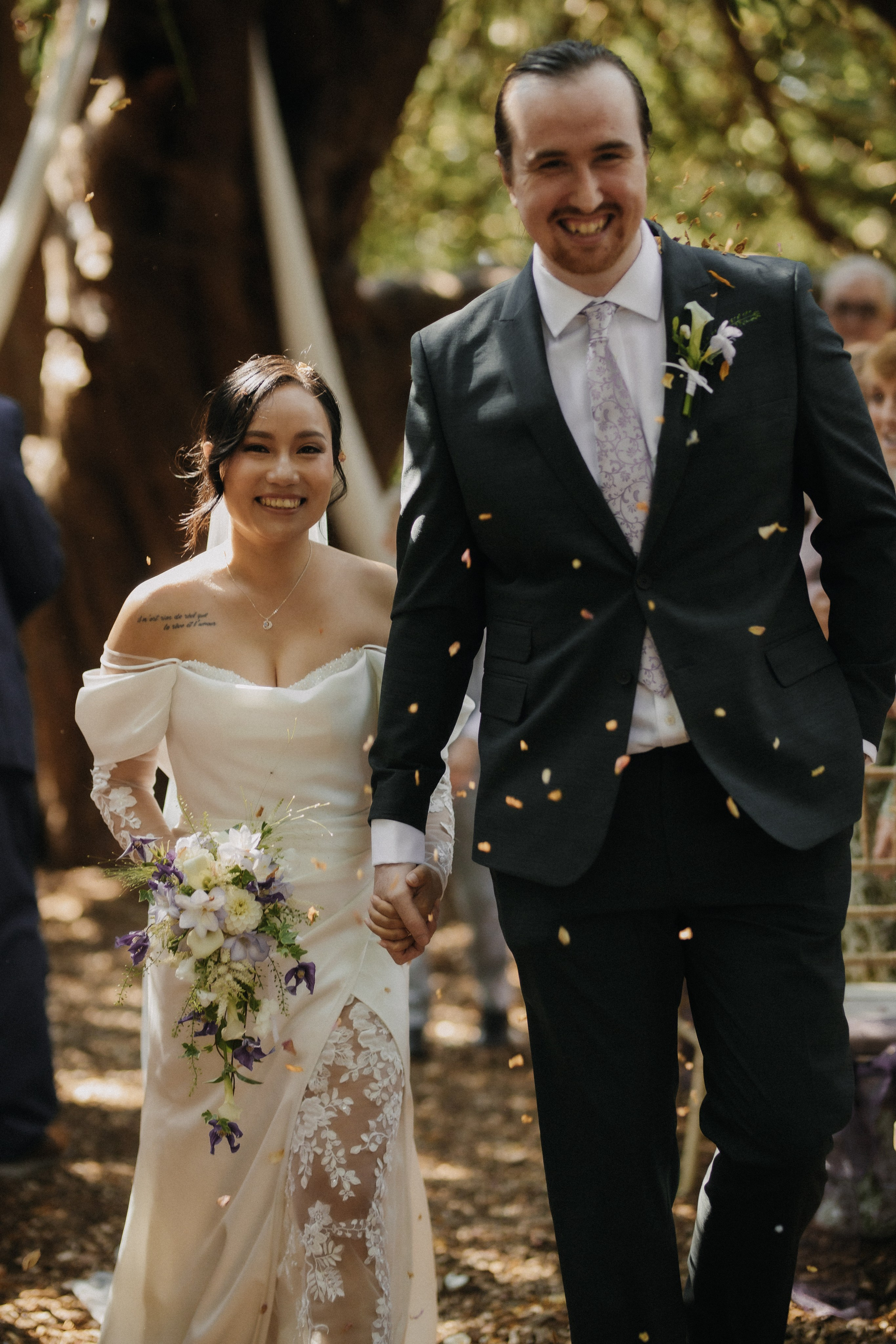 Matthew and Trinh. Wedding and Portrait Photographer Evie Moon