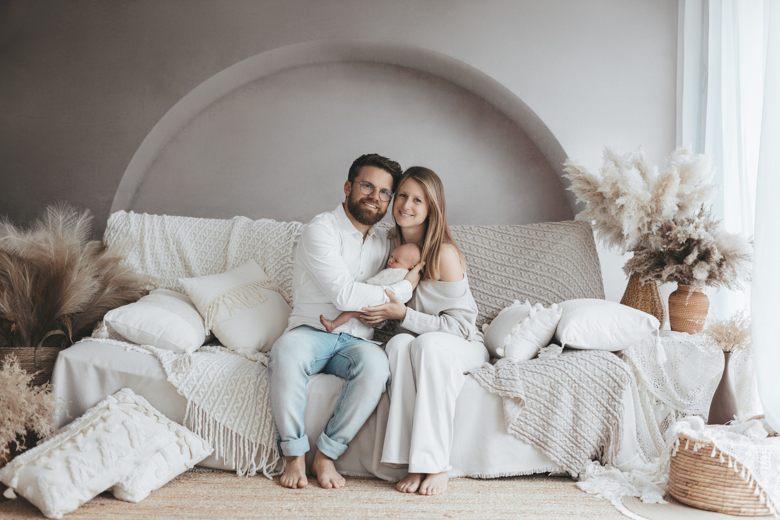 Newborn Natural. Newborn, kids, family photographer based near Zurich, Switzerland