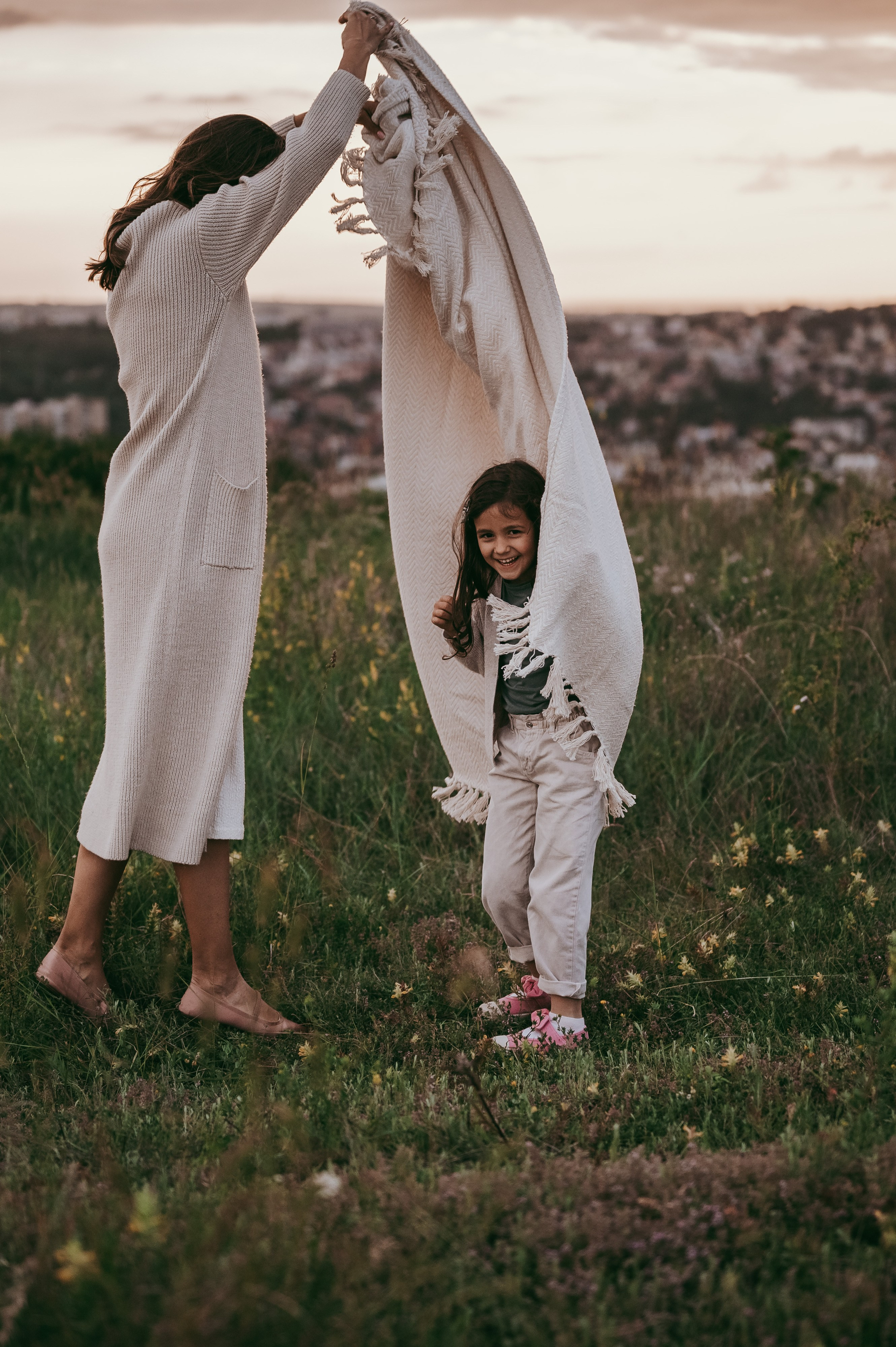 Bojana i Srna / mammy and me photosession. Deciji i porodicni fotograf u Beogradu Oksana Skendzic