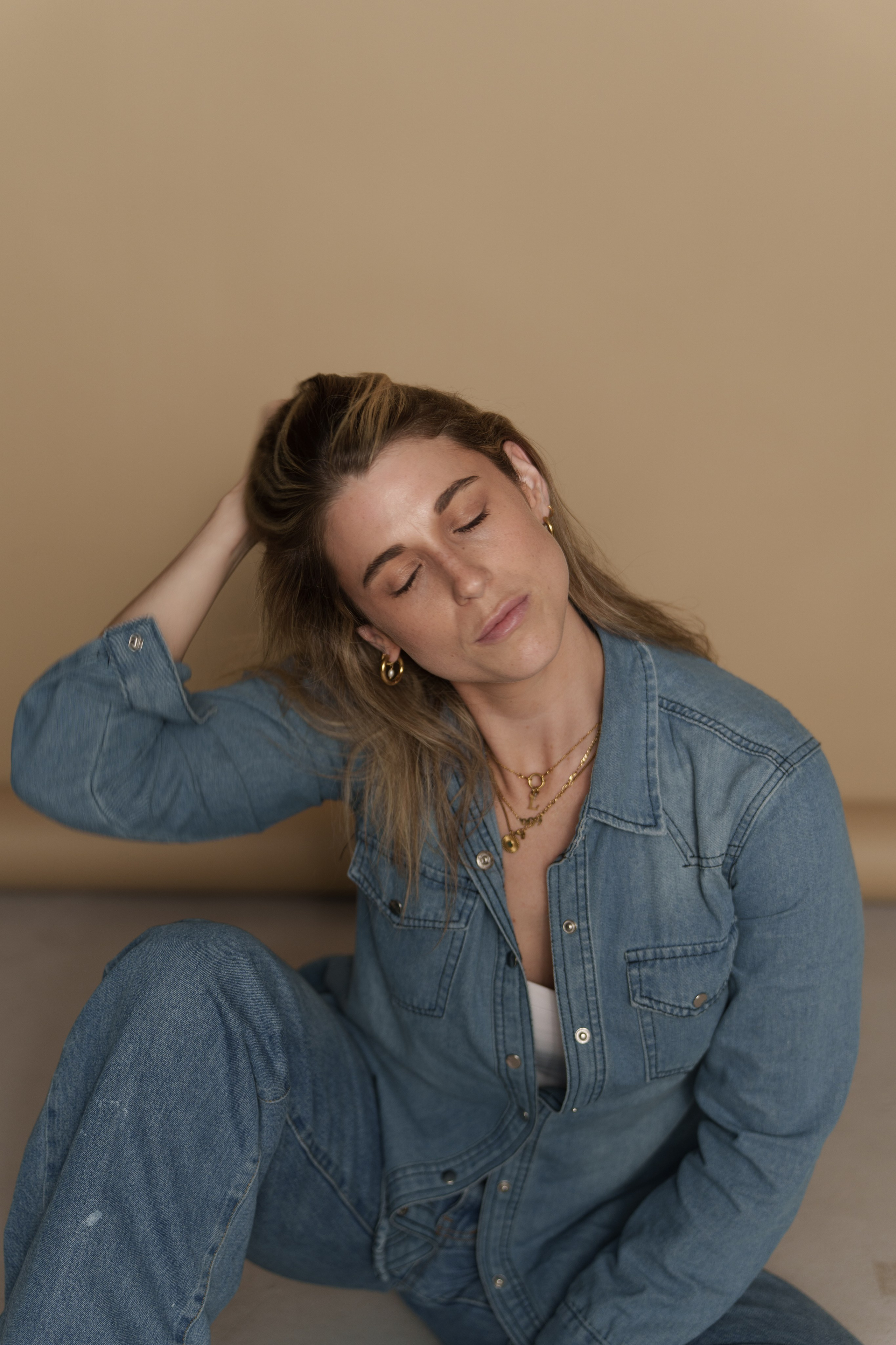 „Kölsch&Shoot“ in Cologne w/ Lisa (Set #2). URBANSTREETFILES.ART