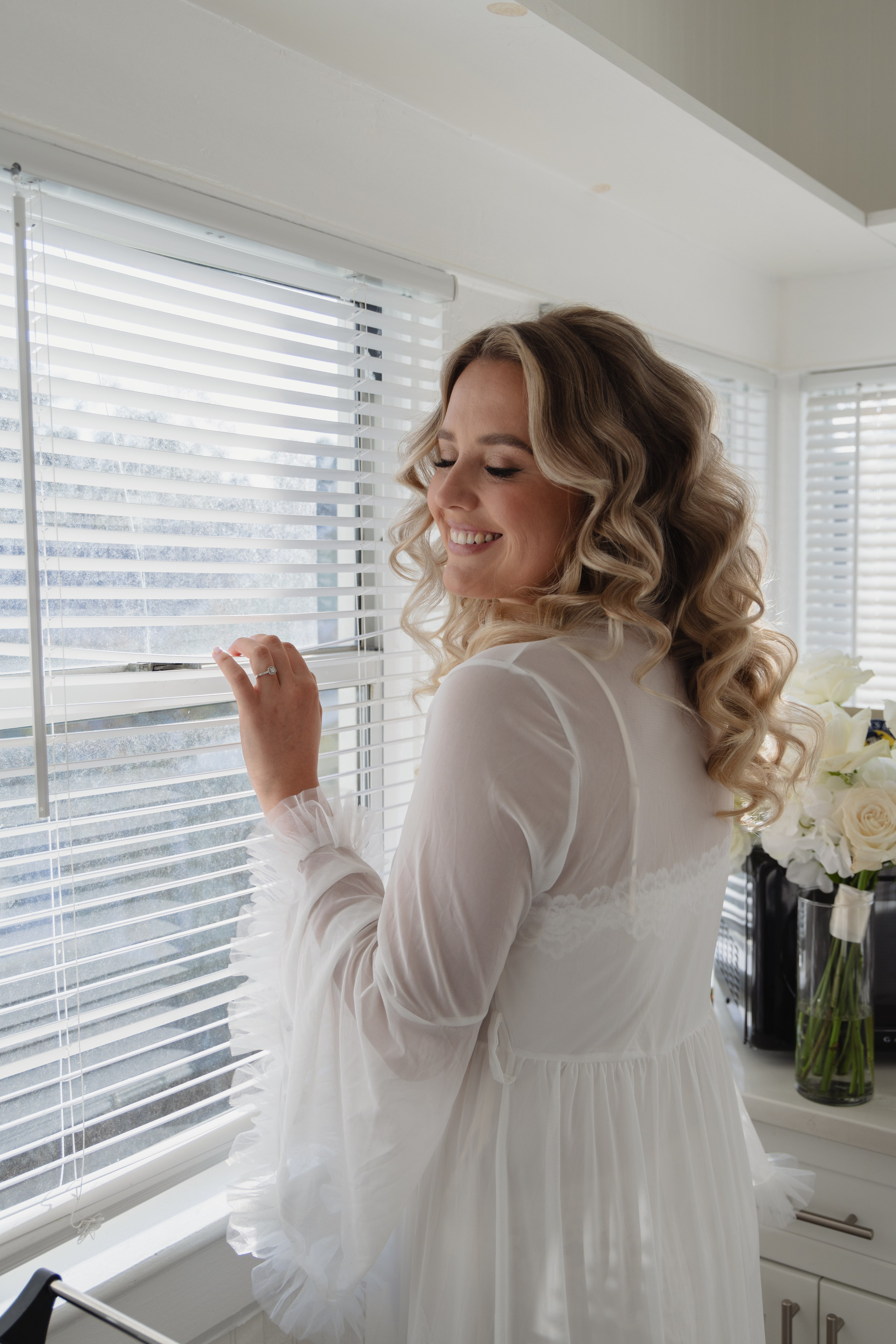 Wedding photography. Eikanmedia | Photographer and videographer capturing weddings, families, engagements, pregnancy & newborns | Vancouver, WA | USA