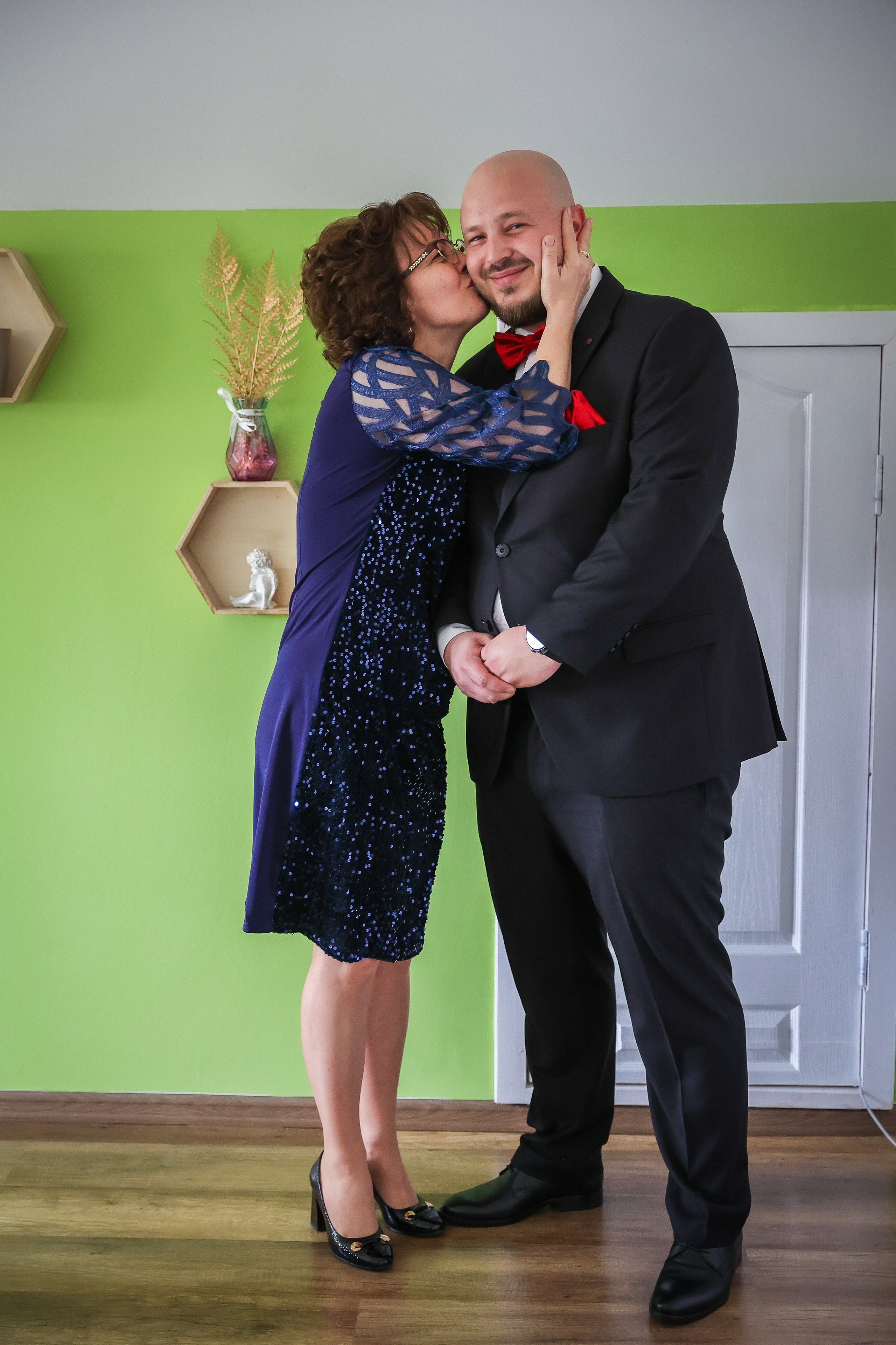 Andreea & Radu — simplu, autentic, al lor. Rares Bucur is a professional wedding photographer based in Cluj-Napoca, Romania, specializing in wedding photography