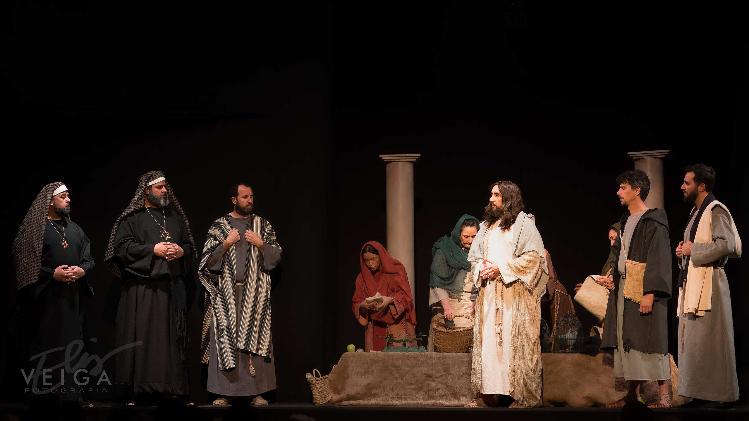 Mirar con el alma: ser fotógrafa en Pasión y Triunfo. Alcalá del Río, Sevilla, 2025. Elisveiga