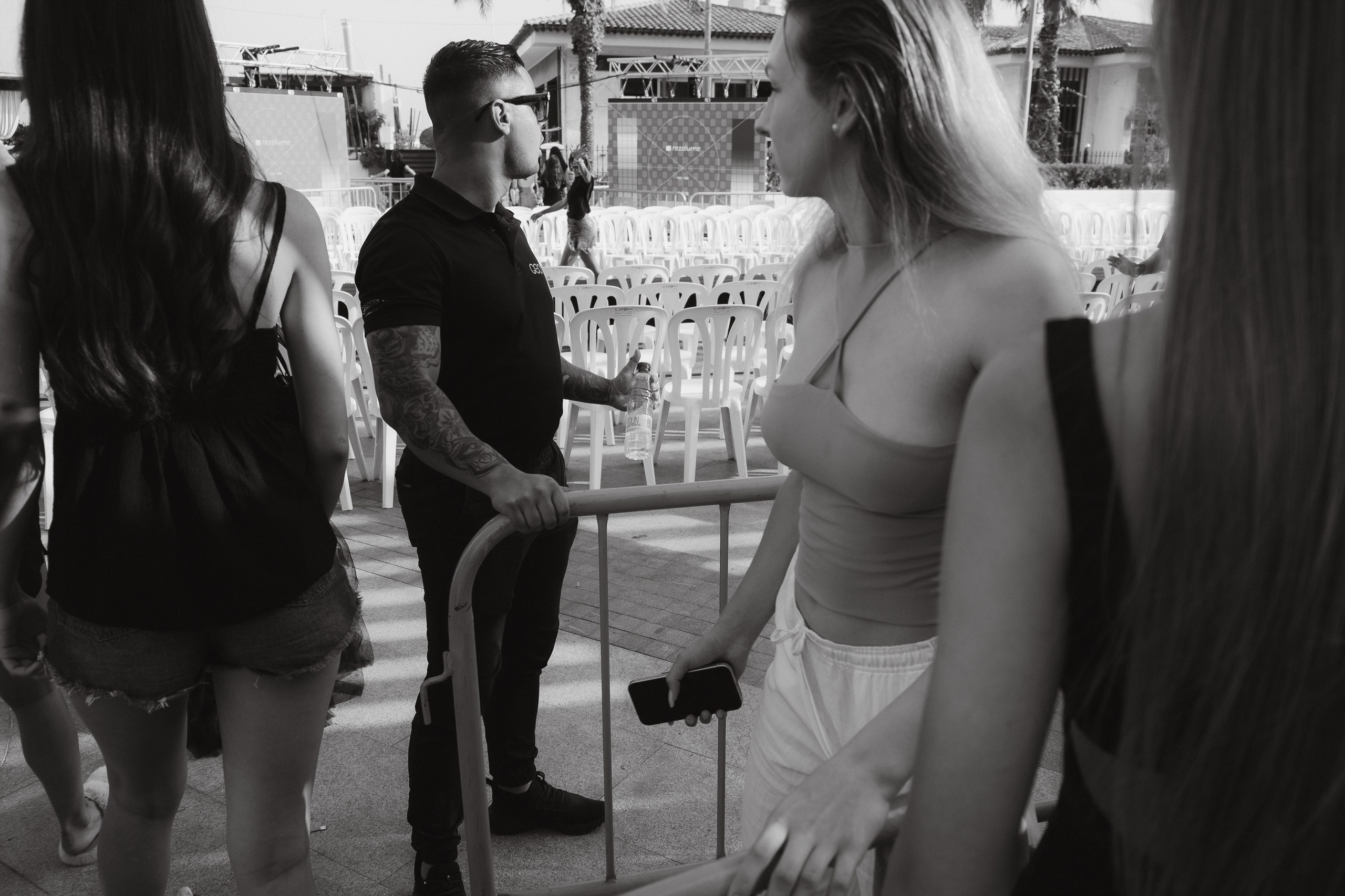 Preparación del backstage de una marca en un desfile de moda en Torrevieja — Fotógrafo de backstage Andrey Lukovnikov