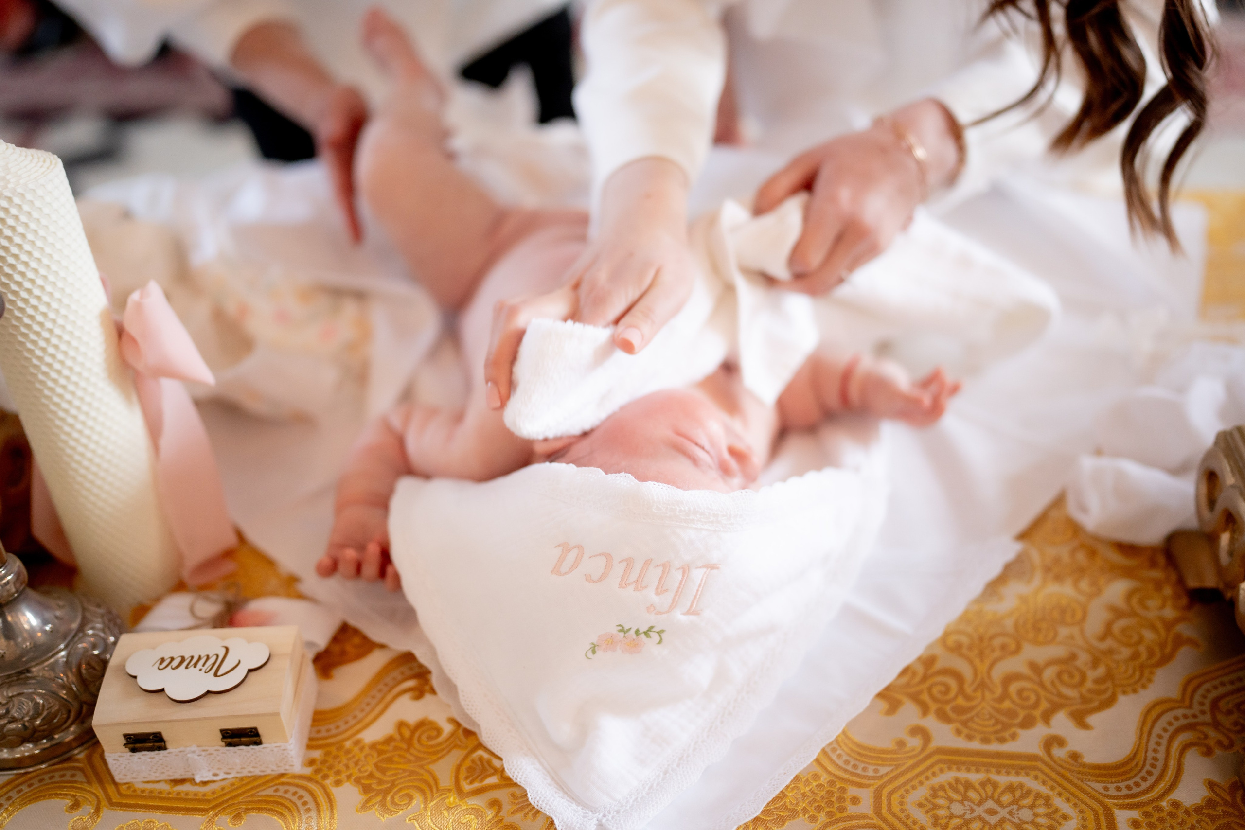 Ilinca. Mark Fazakas — Wedding Photographer