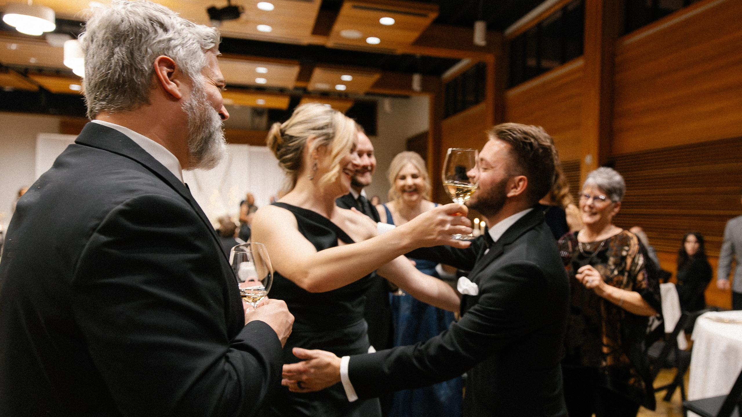 Wedding-love story. Family photographer Oregon — Washington