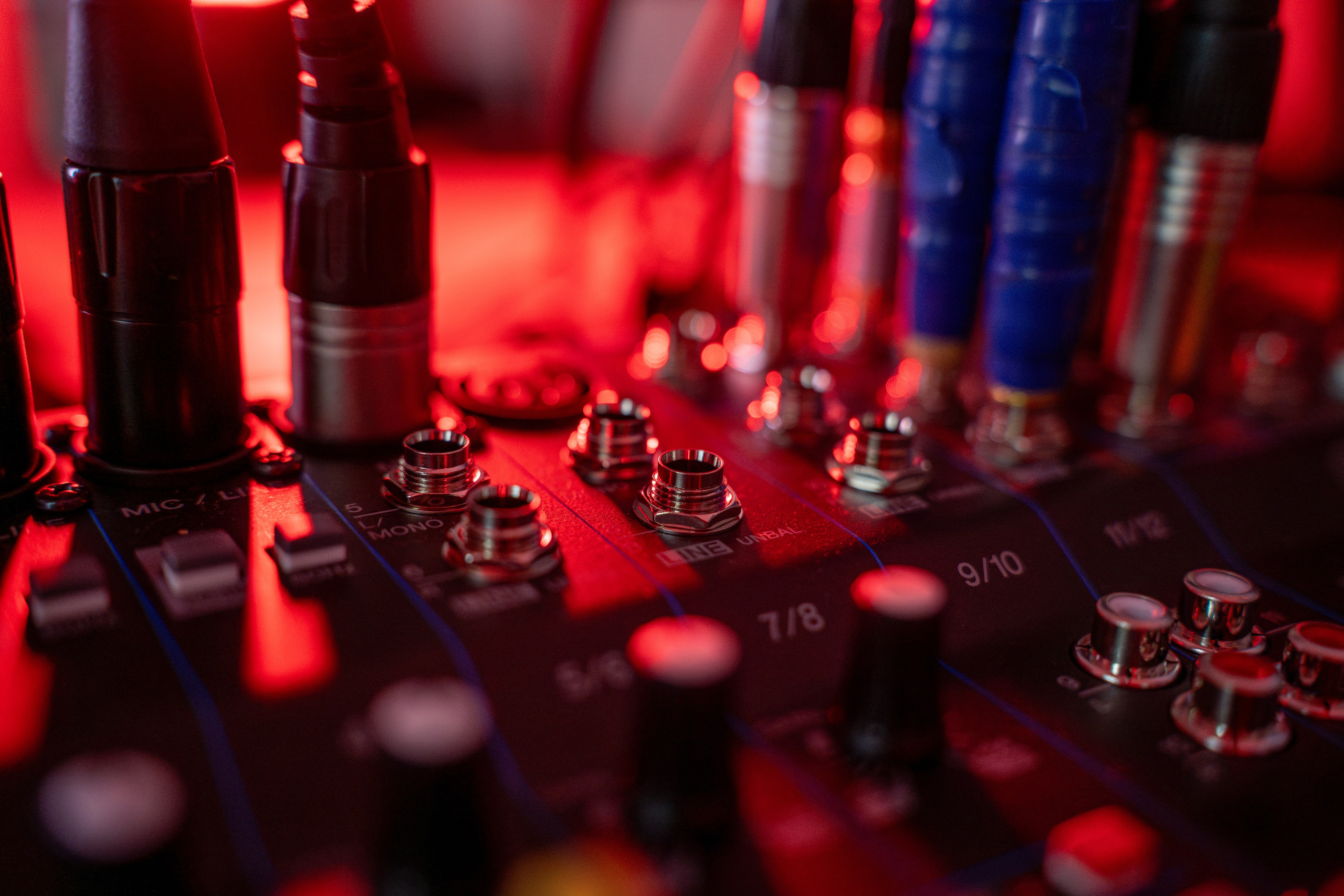 BRANDING. Alecsandru Braicu — Sports Photographer