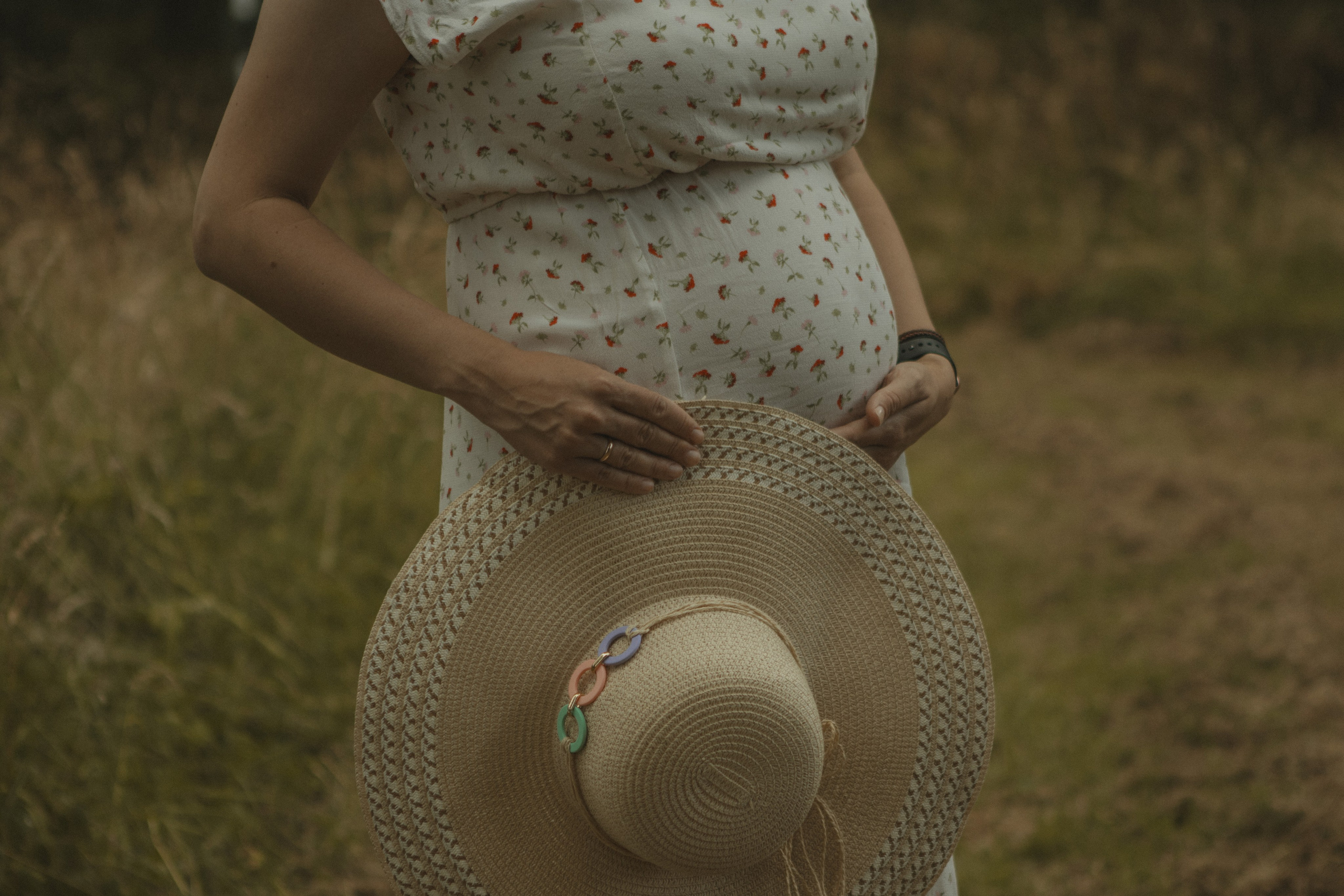 Expecting Pregnancy. Photographer Margarita Antonova in Naas, Co Kildare
