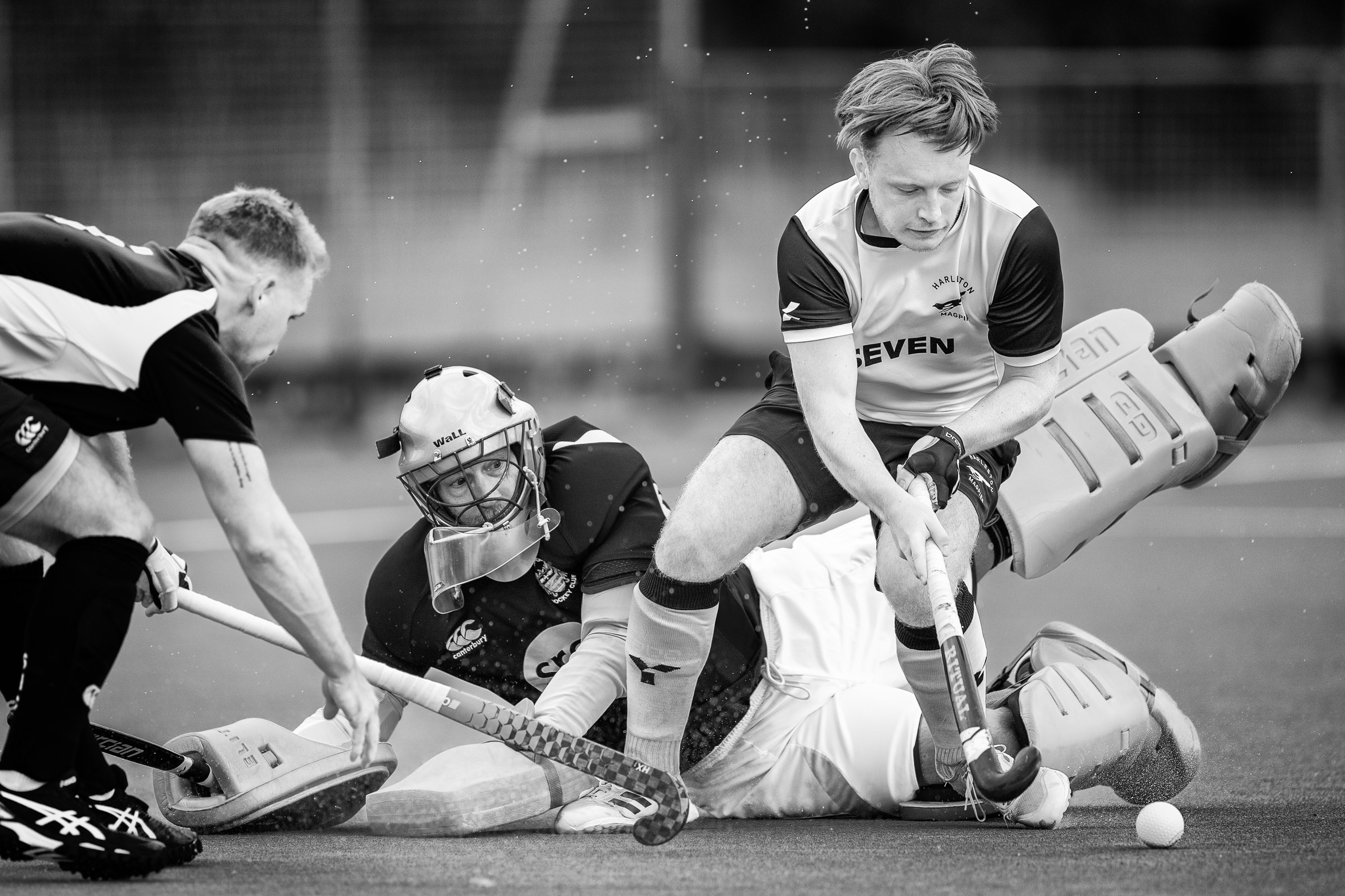 UK Midlands & East Anglia Sport Photography Gallery. Hedley Wright Photography | East Anglia Sport, Street, Wildlife, Landscape & Astrophotography