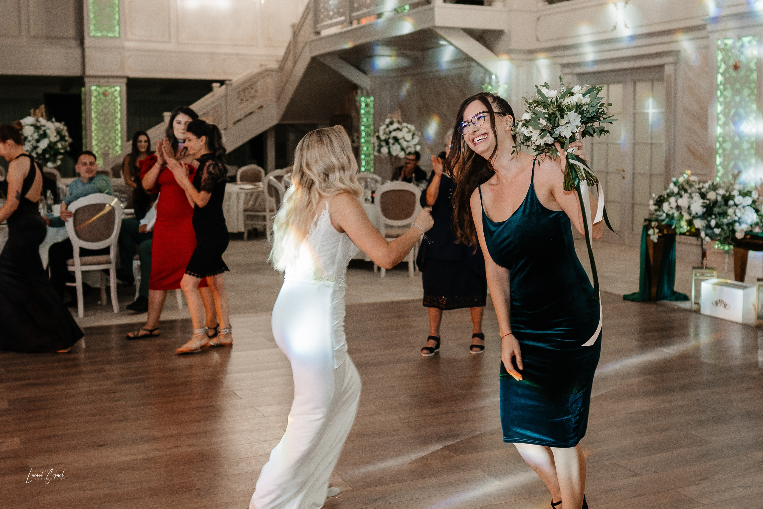 Diana & Cătălin – Nuntă clasică și rafinată. Fotograf de nuntă, corporate, botezuri, majorate și aniversări Roman, Lucaci Cornel