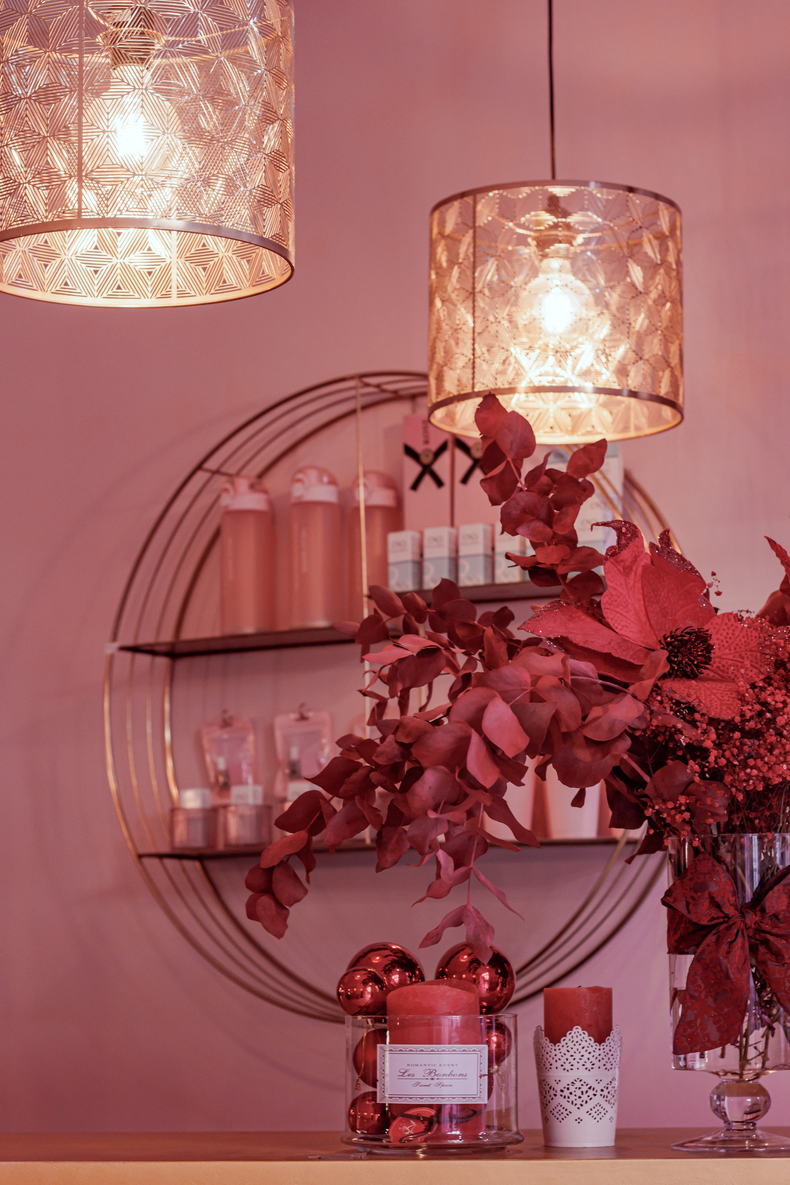 Salón de uñas. Fotógrafo de retrato, familia y reportajes en Valencia | España | Europa Vitalii Lumier