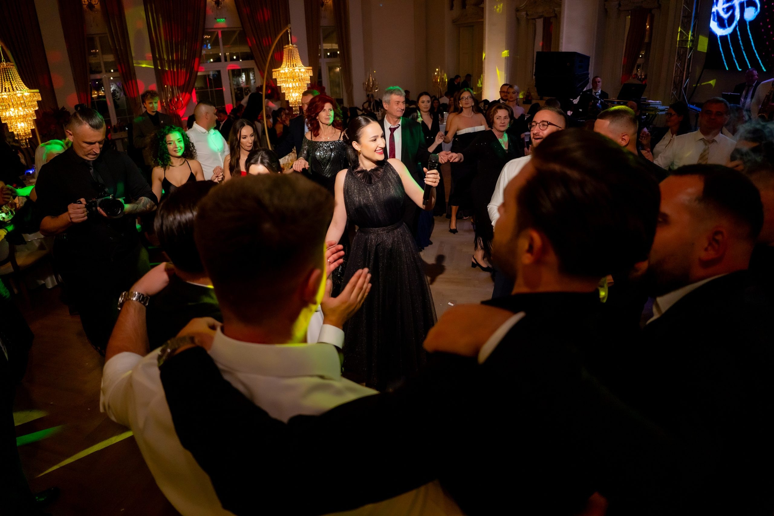 Razvan & Denisa — Ziua nuntii. Mark Fazakas — Wedding Photographer