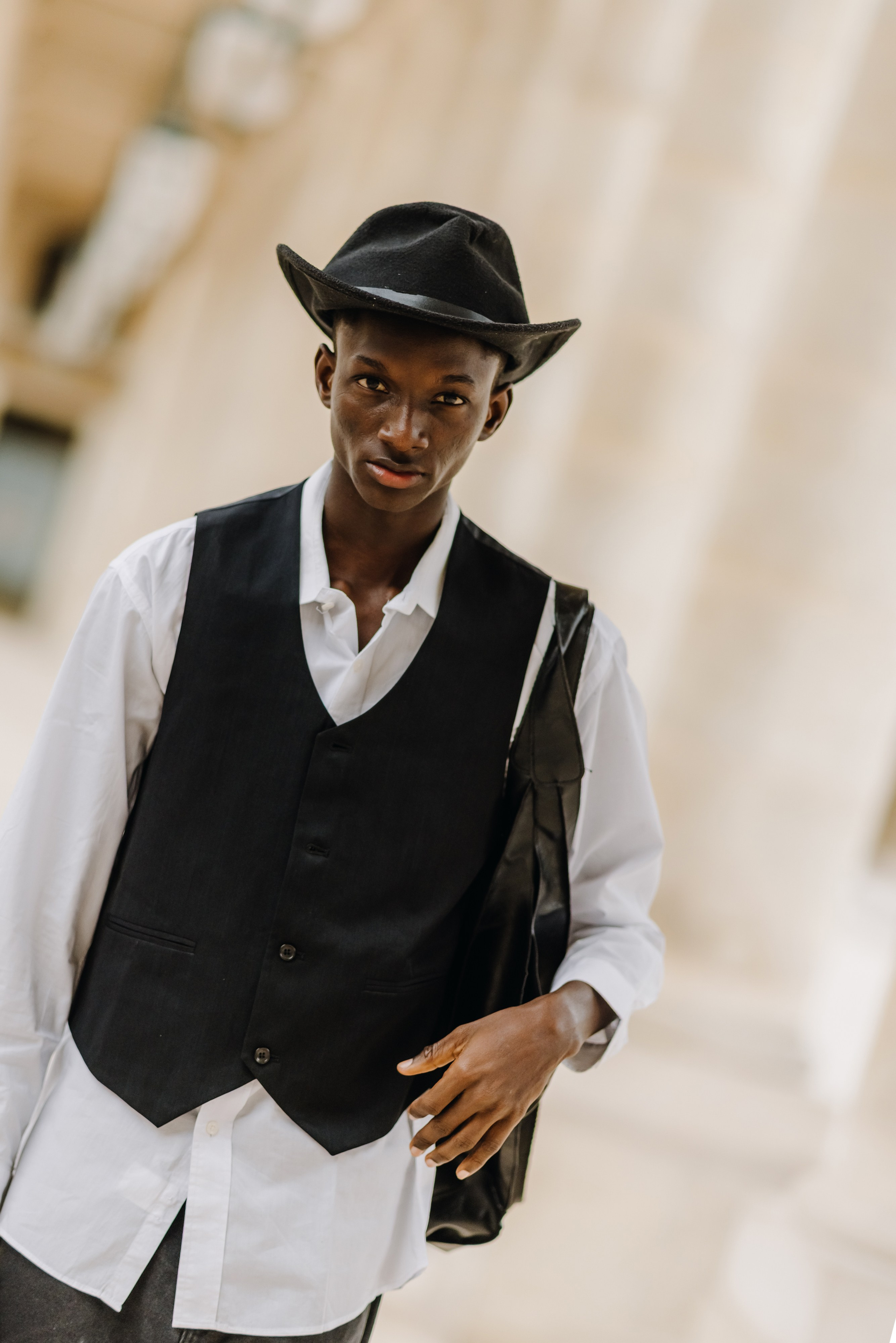 Street Editorial. Ilia Pisarenko — Fashion & Street Photographer in Paris