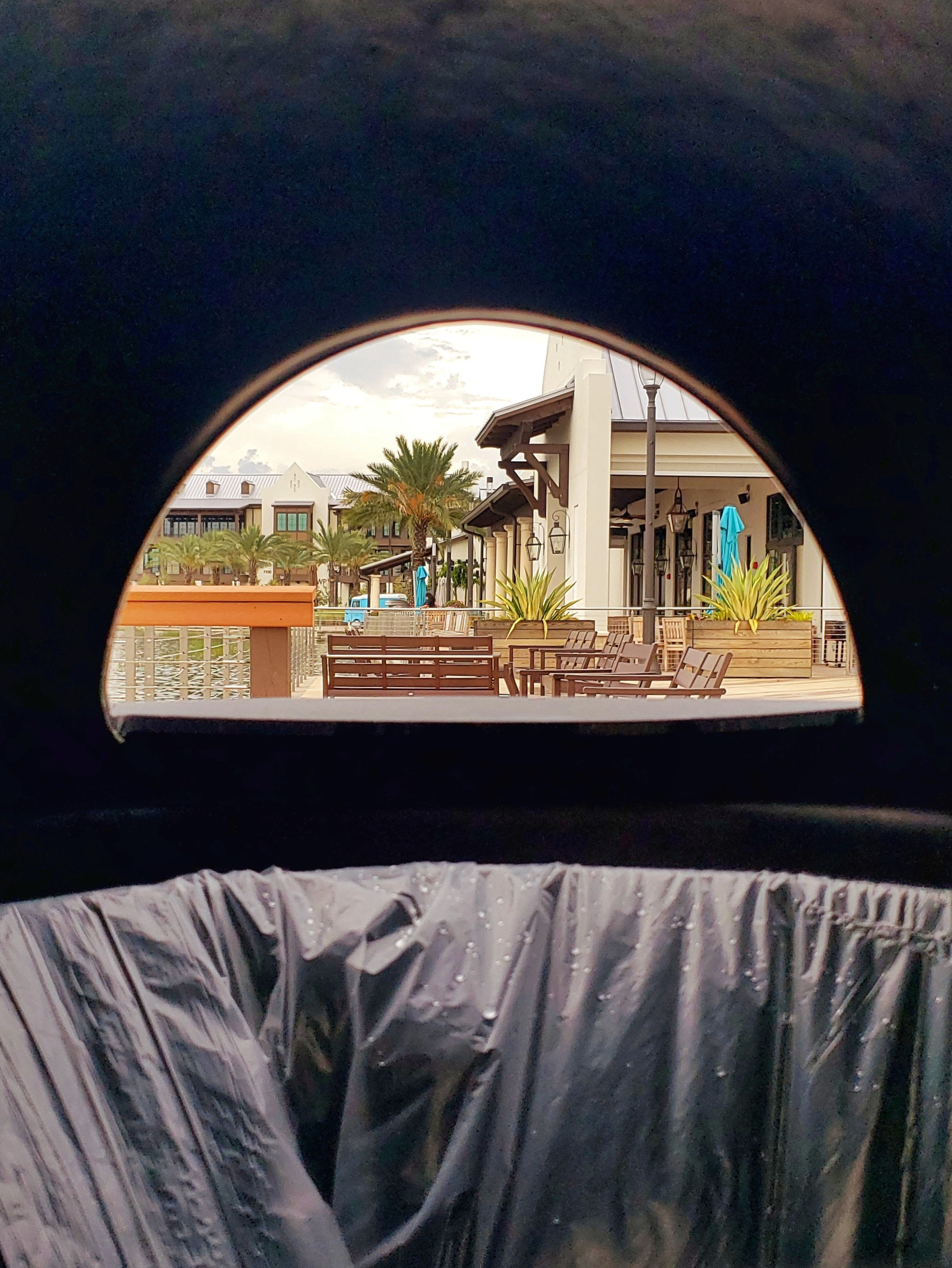 Charming Streetscape. Ксения Мирная — Фотограф, с которым вы напишете вашу историю…