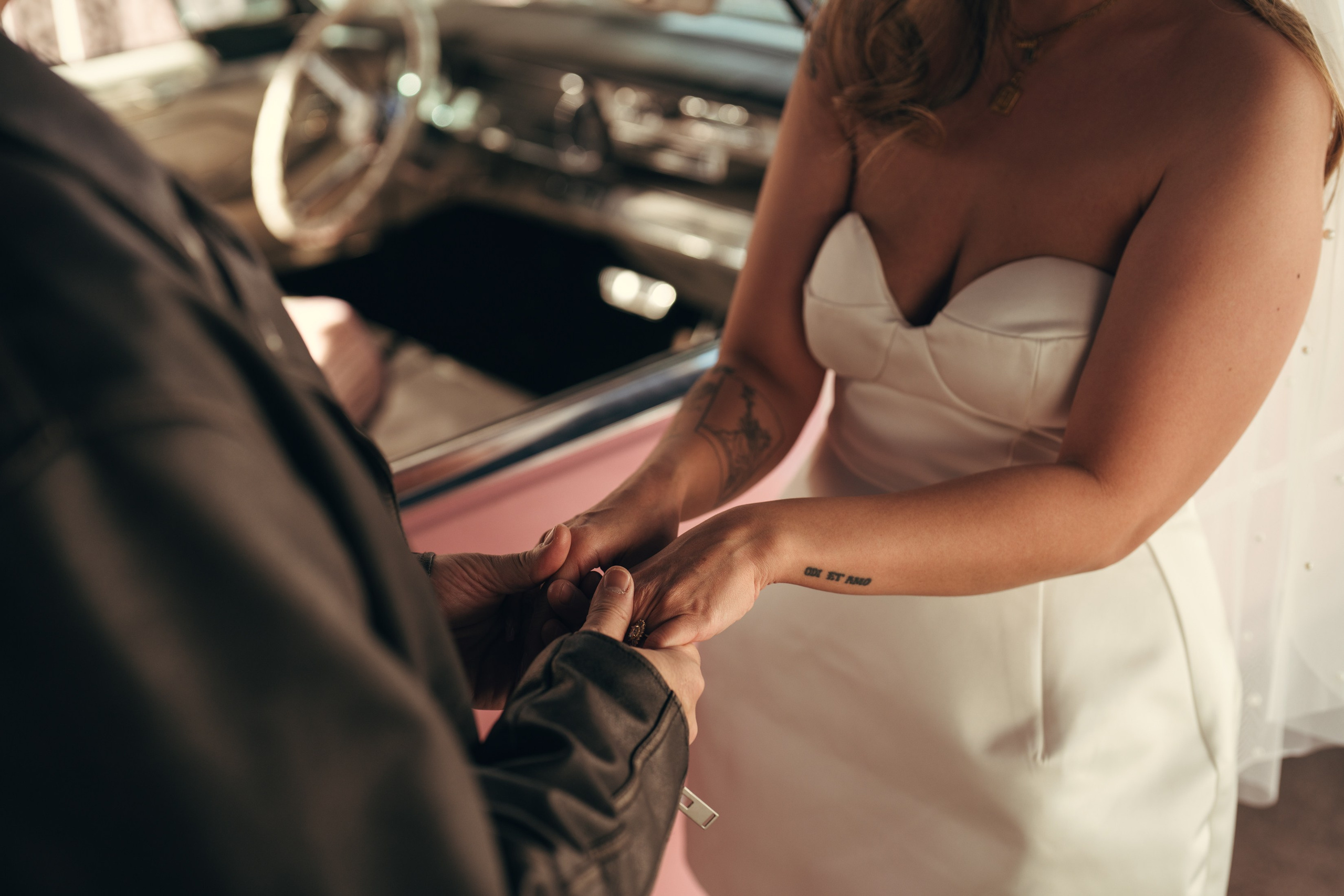 Louise&Harold. Wedding & elopement photographer Viktoriya Kravtsov. Las Vegas