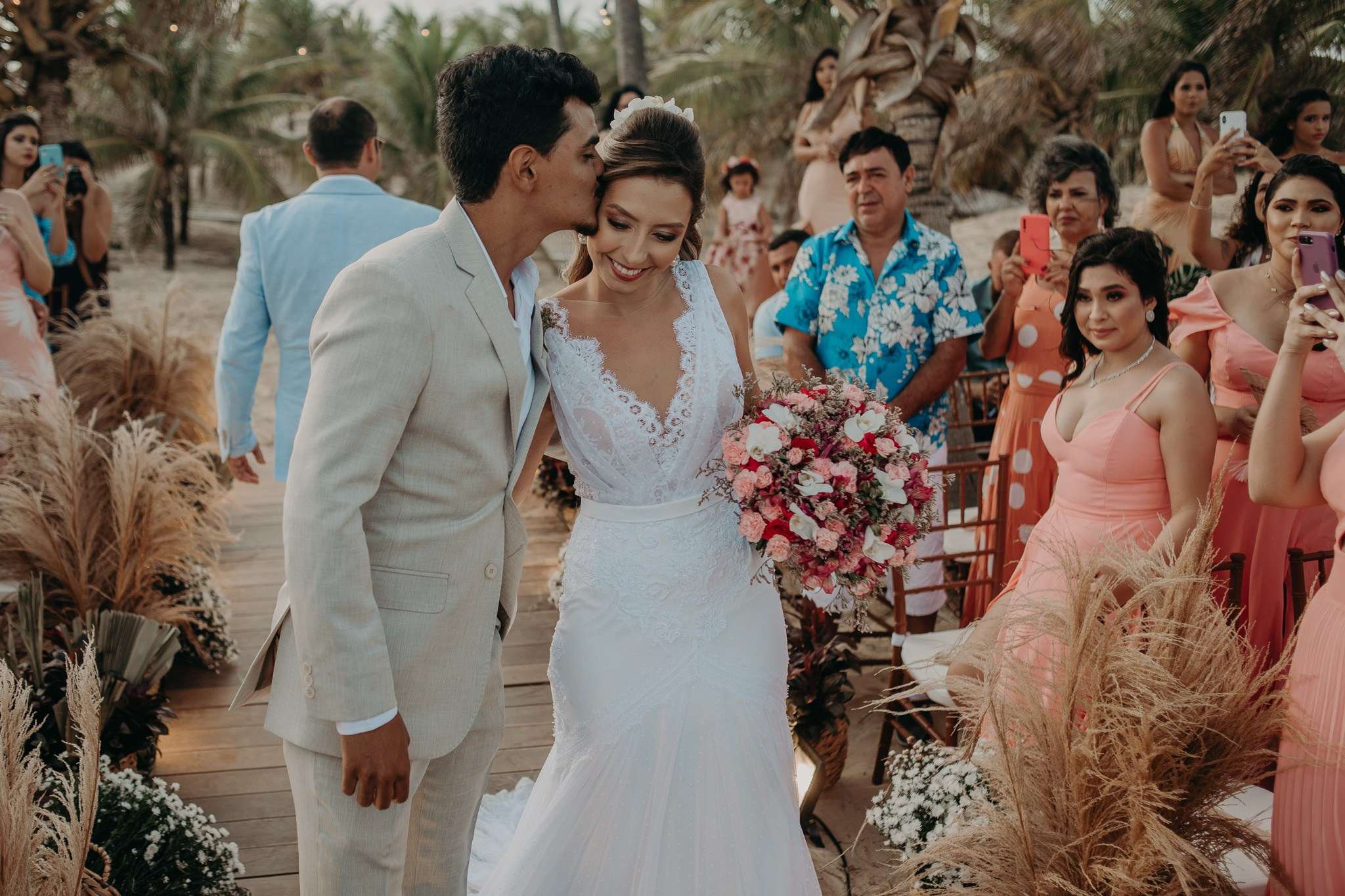 Nadia & Higor. Fotógrafos de Casamento na Bahia: Elart Fotografia