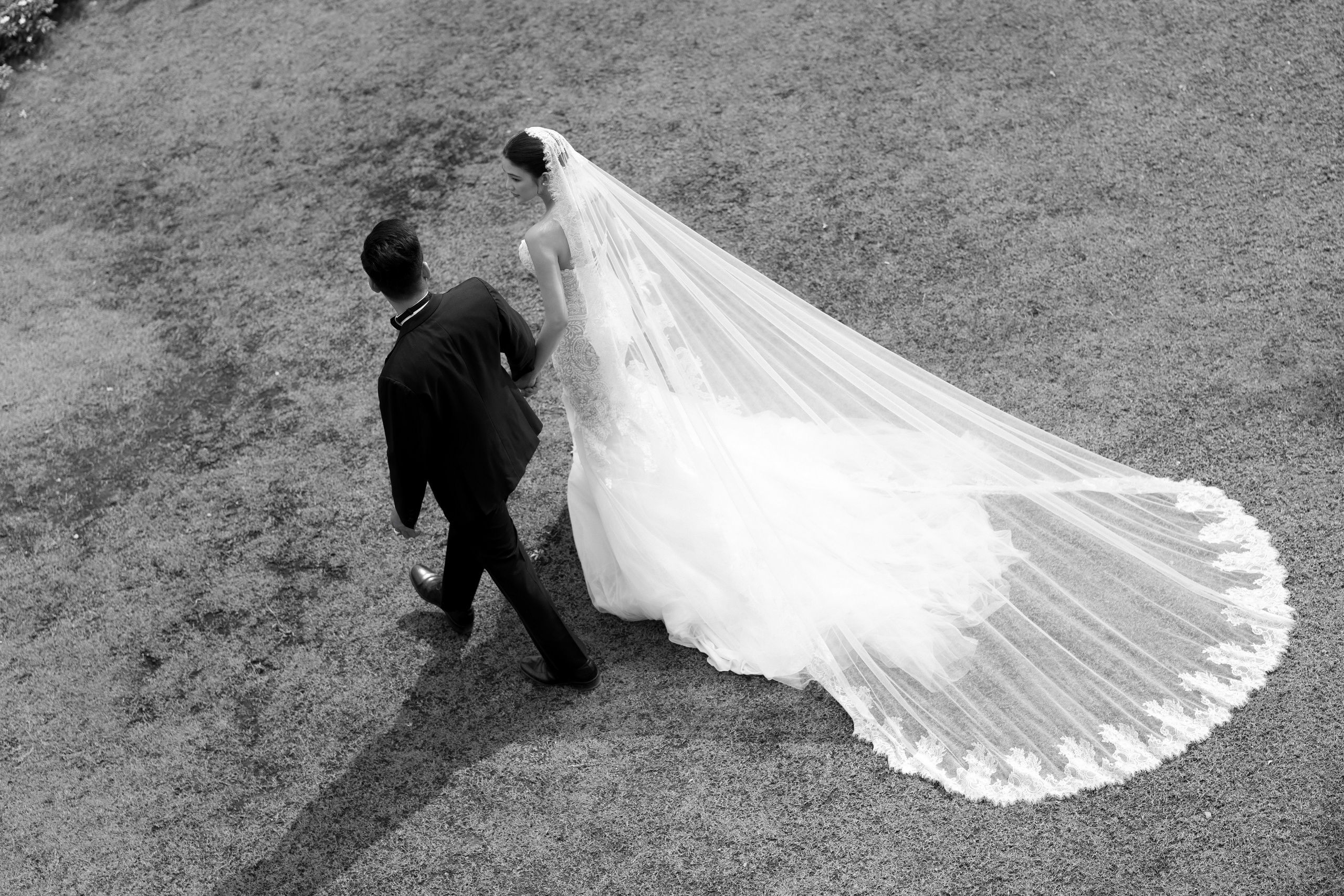 THU & NHU / An garden. Saigon Wedding Present | Art Beyond Moments