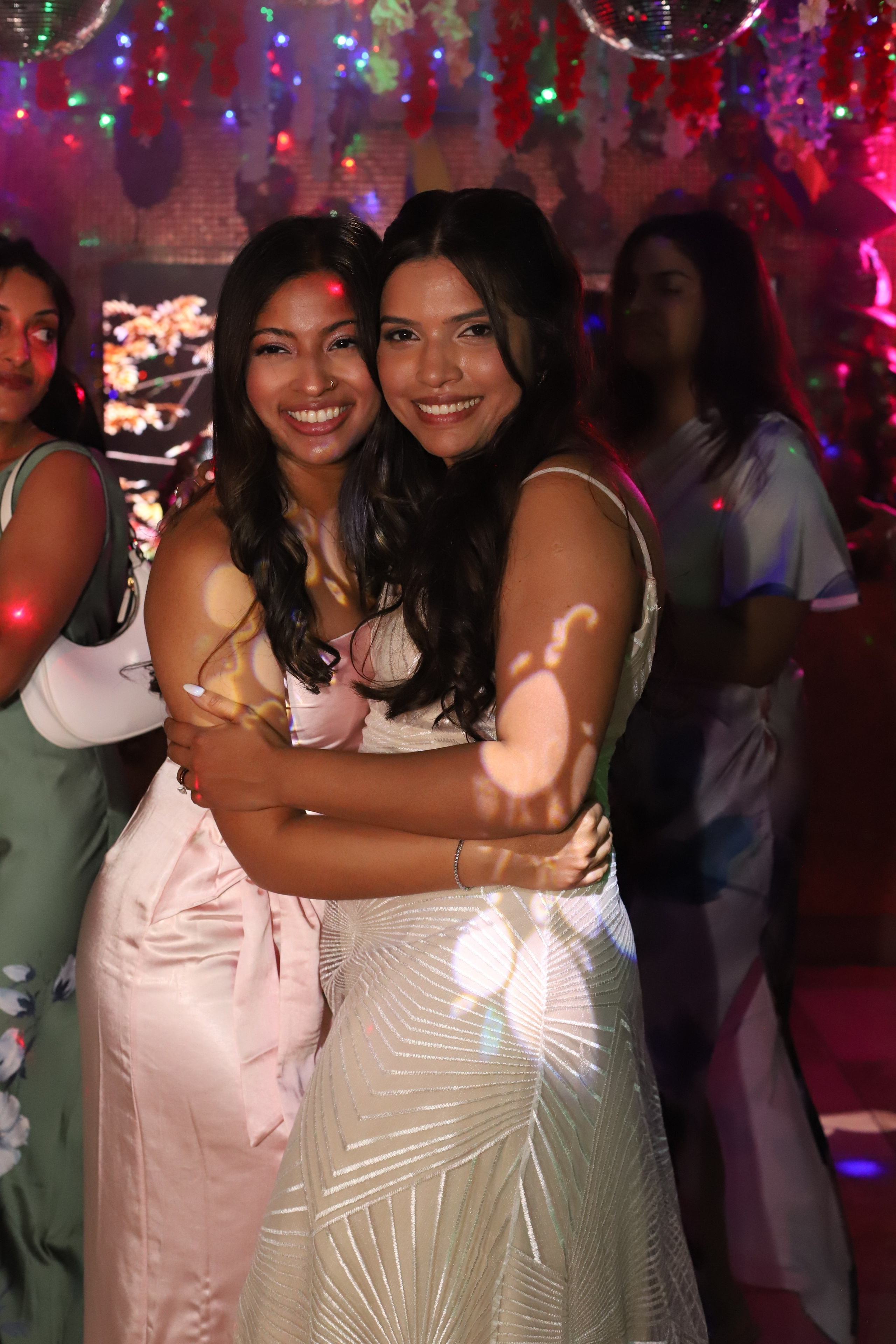 Jany and Ricardo. VALERIIA VIUNOVA individual shooting\love story\event\brand