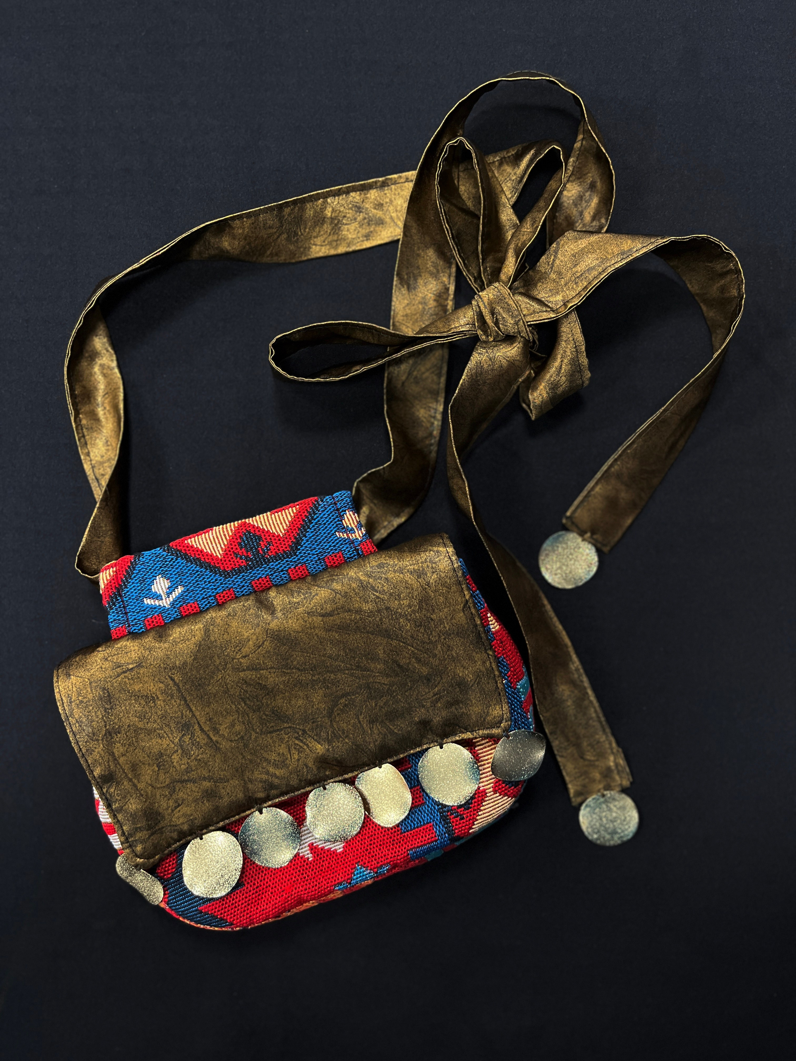 HANDMADE COSTUMES. Costume Design for Theme Parks & Live Performances | Character & Parade & Stage Costumes | 2D & 3D Costume Illustrations