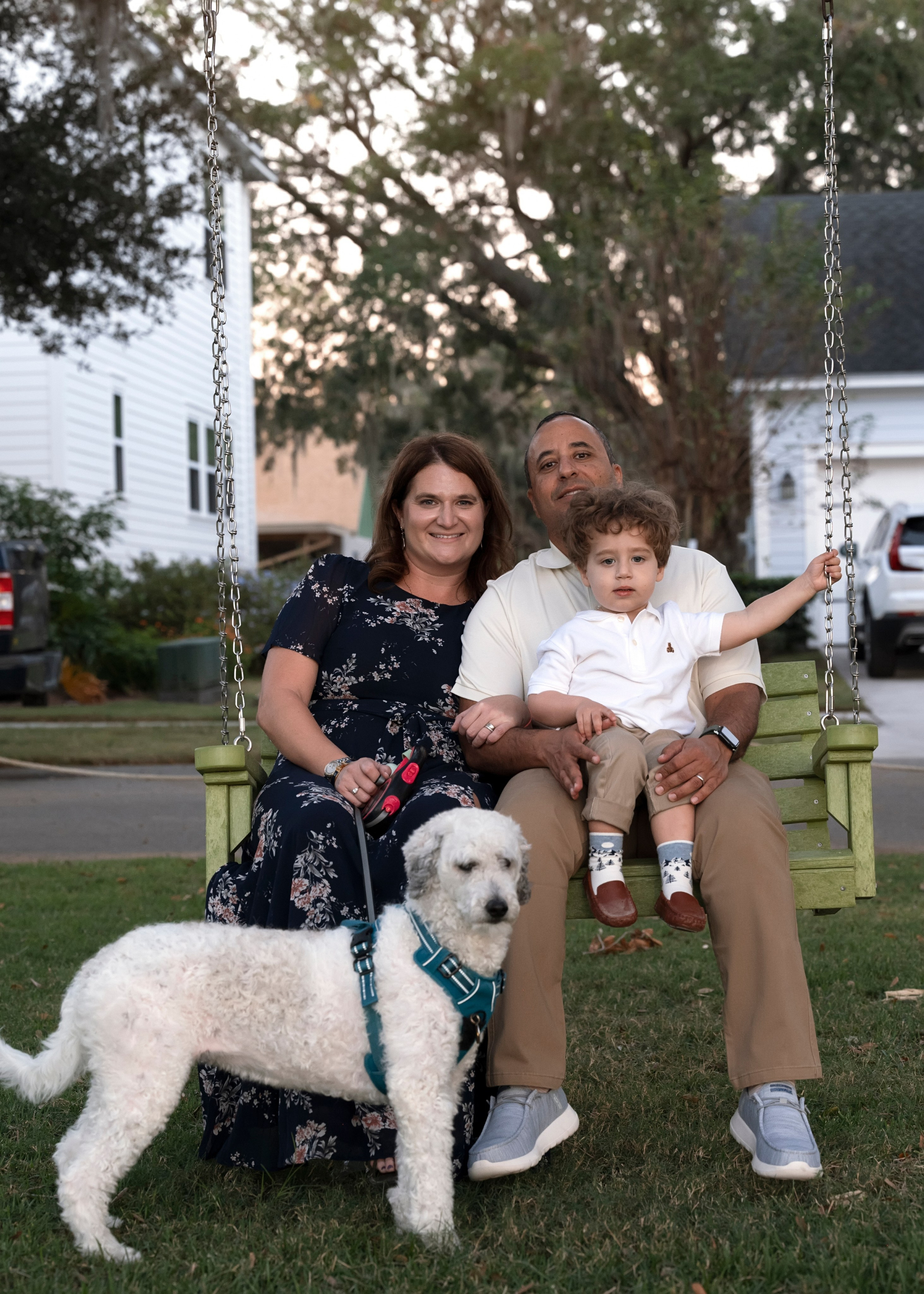 Family session outside. Portrait, kids and family photographer in Wesley Chapel Alina Alice Osipova