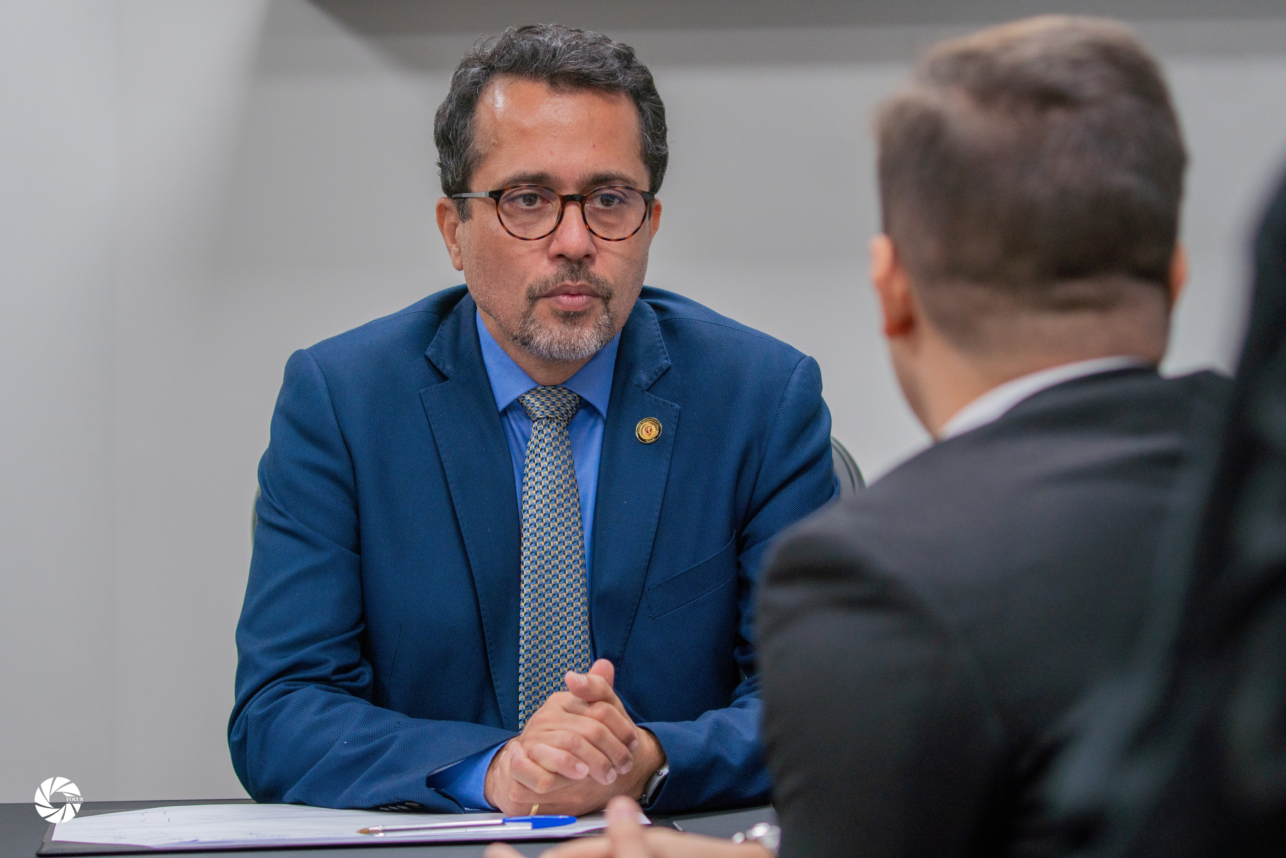 Corporativo/Politico