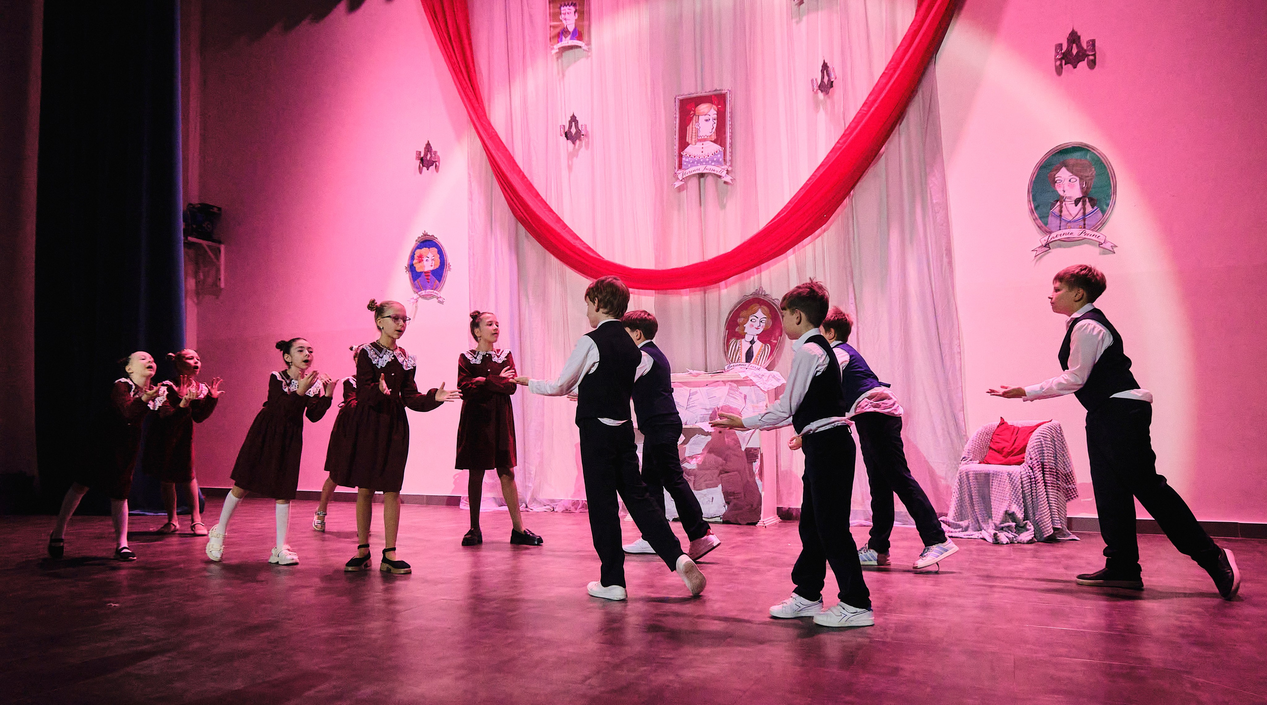 Детские спектакли. Портретный и репортажный фотограф в Бишкеке Анастасия Якимова