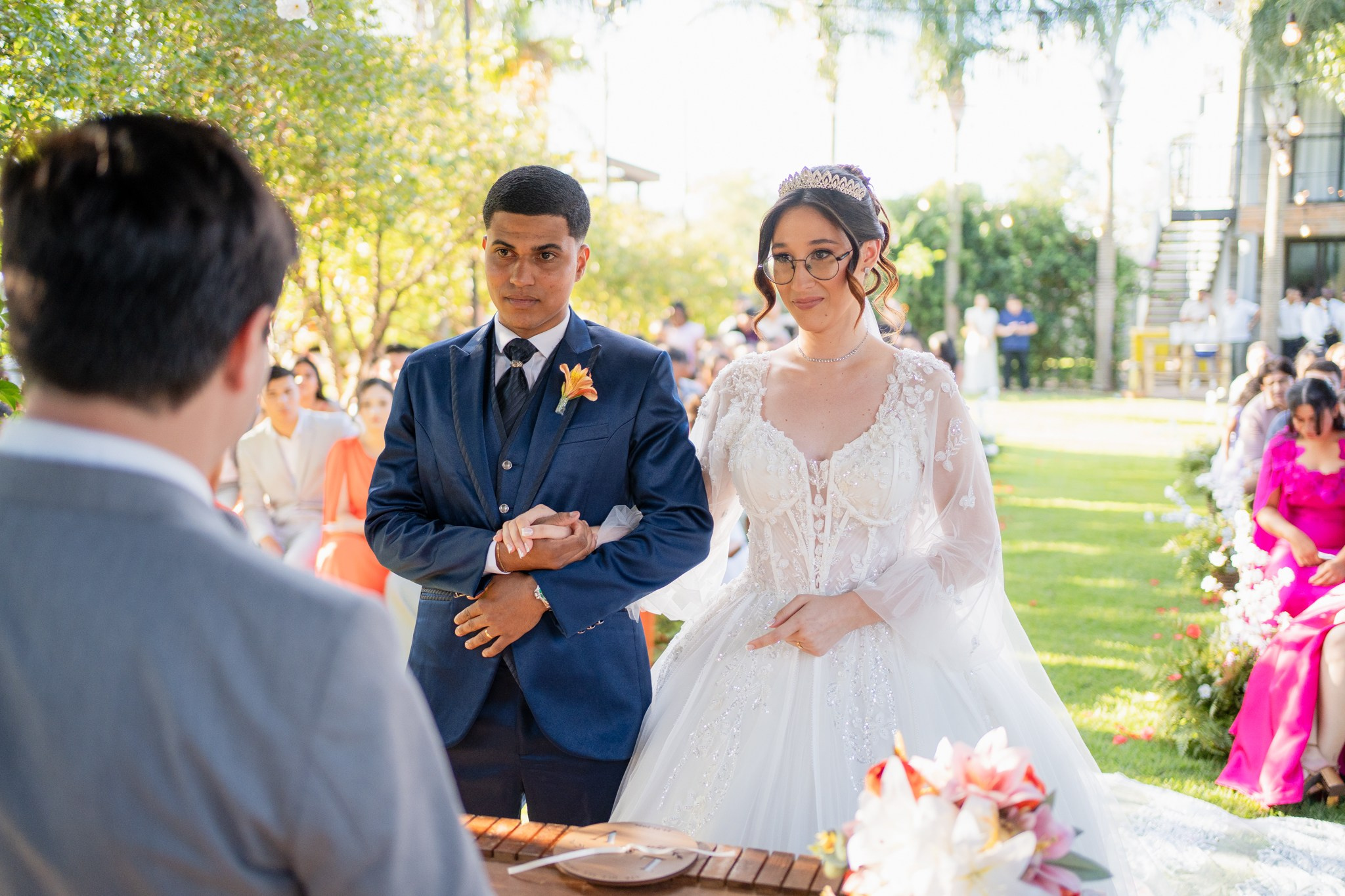 Larissa & Vinicius — Espaço Faveral / Aararaquara. Robson Colaço