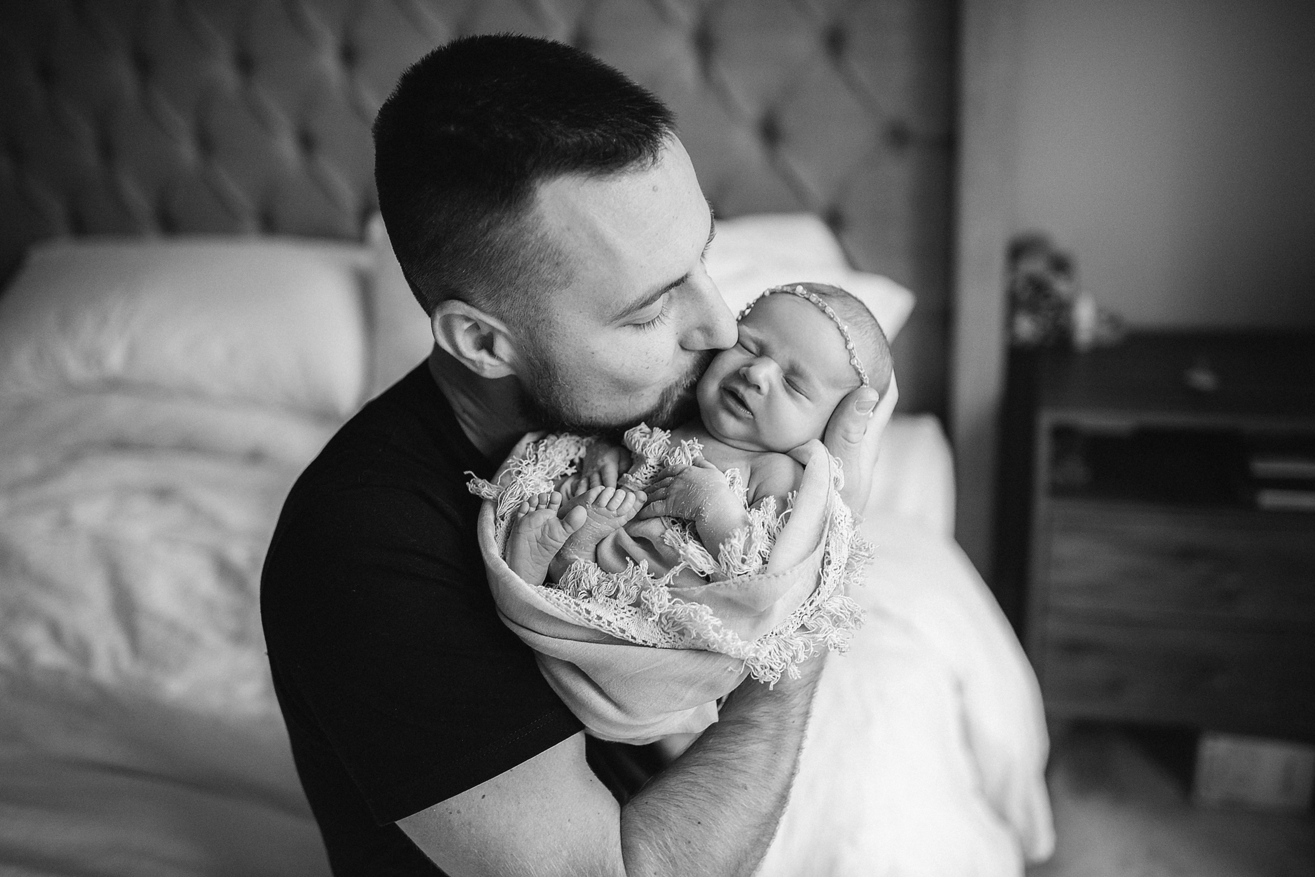 Little flower girl. Newborn, pregnancy, family photographer in New Jersey