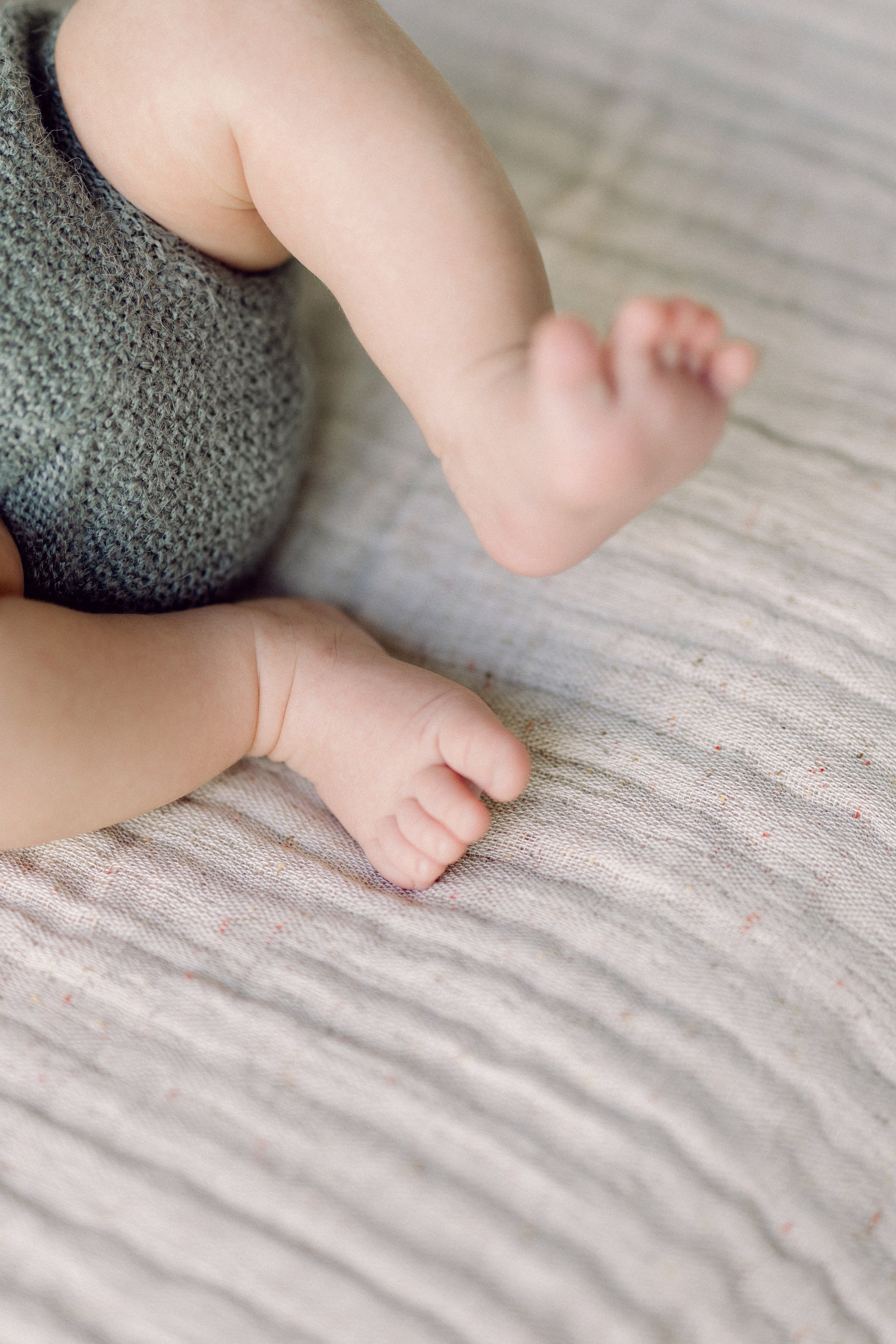 Newborn-Fotografie im Raum Zürich — mit Herz und Blick fürs Wesentliche. Wedding and Family Photographer Switzerland and Italy. Valeria Diaz