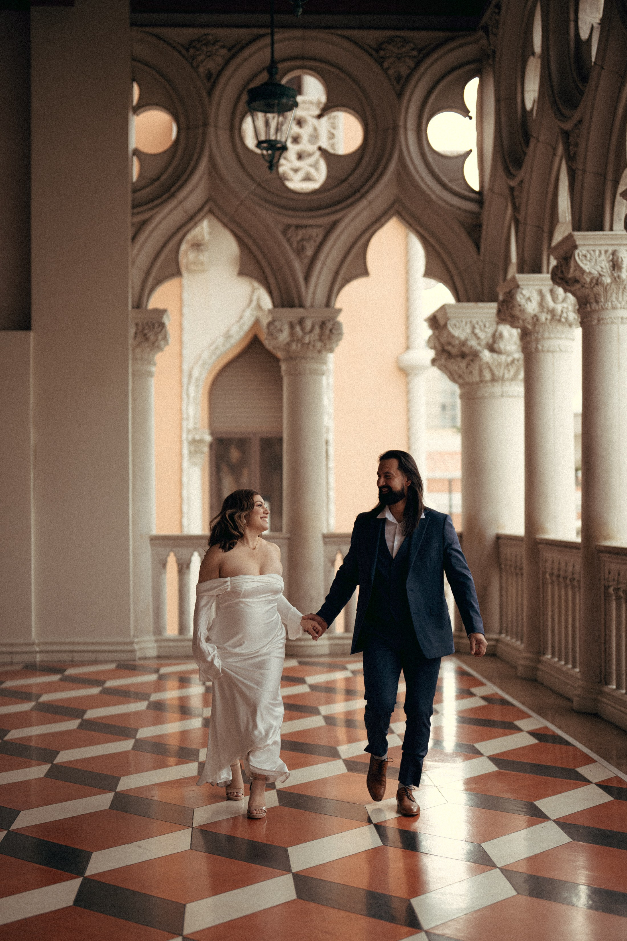 Angelica&Jorge. Wedding & elopement photographer Viktoriya Kravtsov. Las Vegas