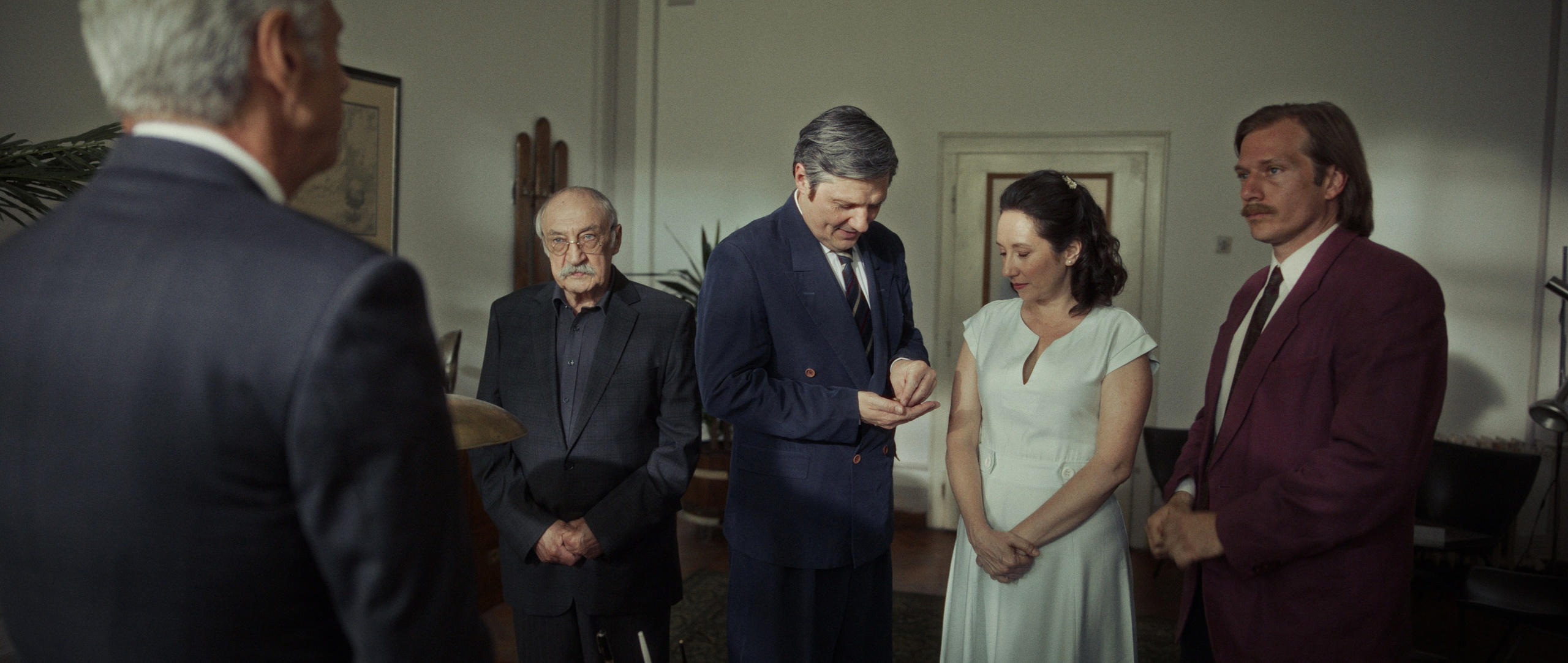 Ruski Konzul. Commercial and studio photographer in Belgrade