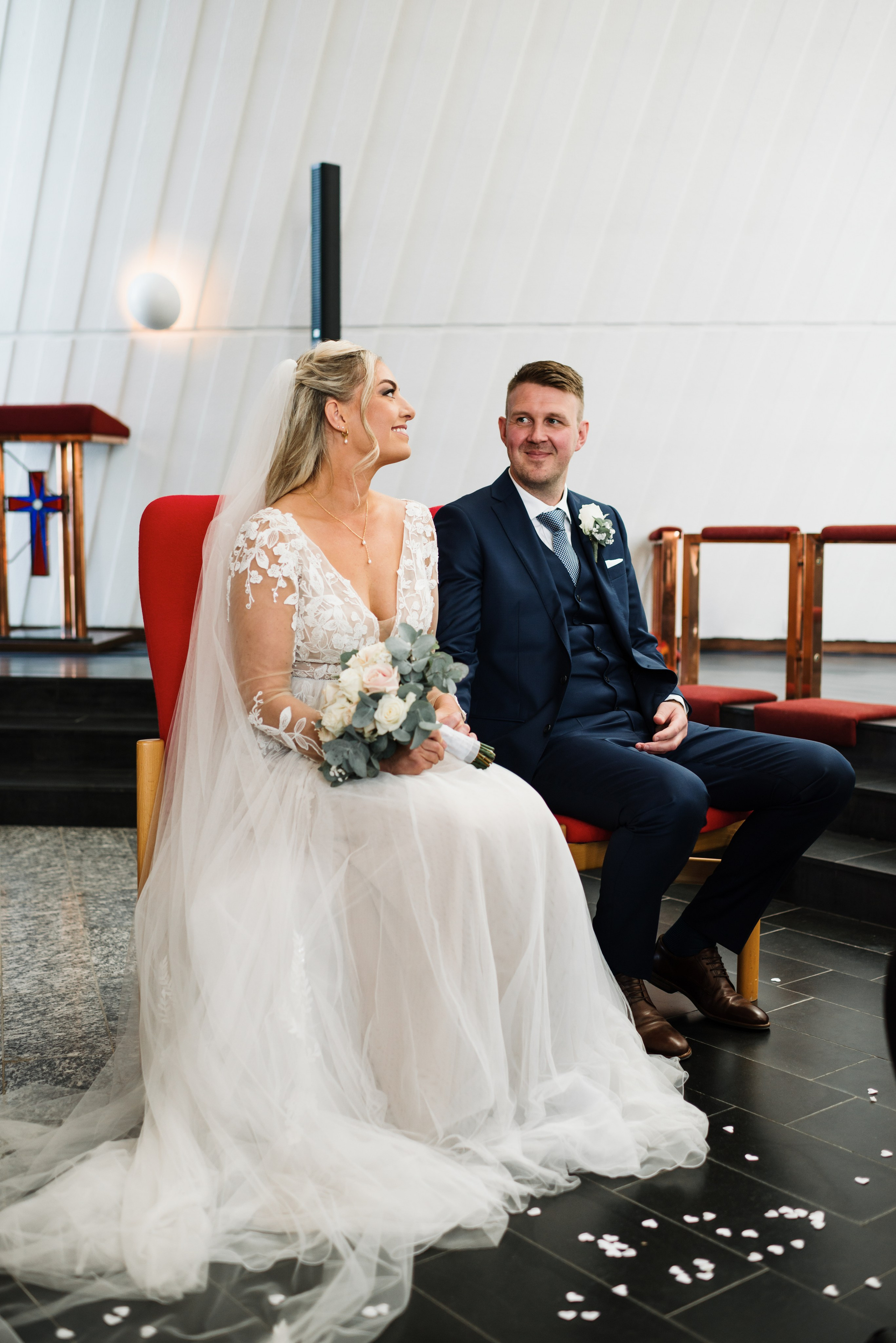 Iris and Helgi. Michalina Dzianach Wedding Photographer Iceland