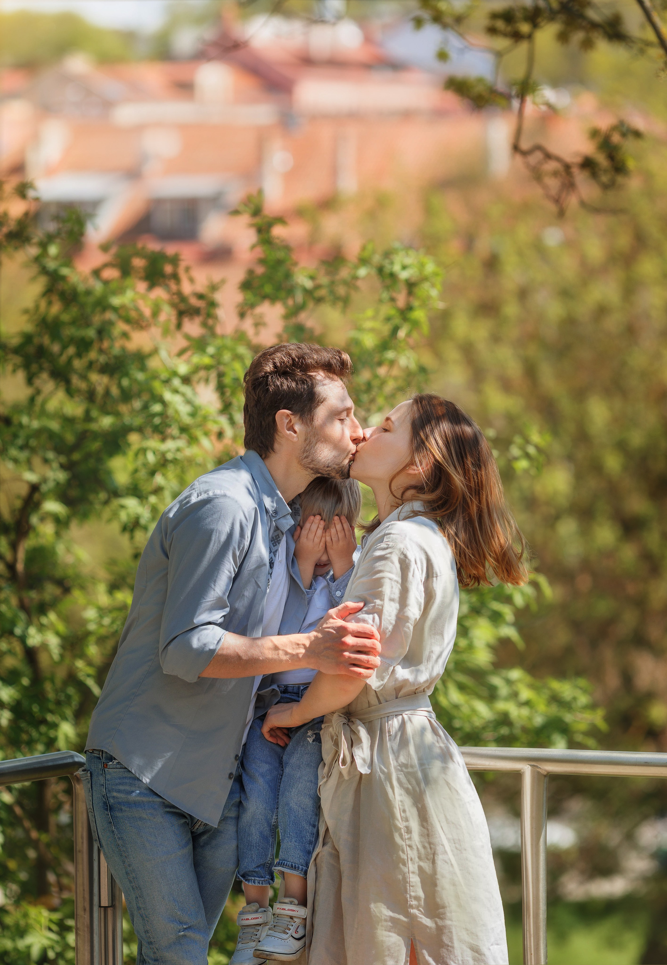 Семейная прогулка по старому городу в Вильнюсе. Семейный и детский фотограф в Вильнюсе Светлана Наумова