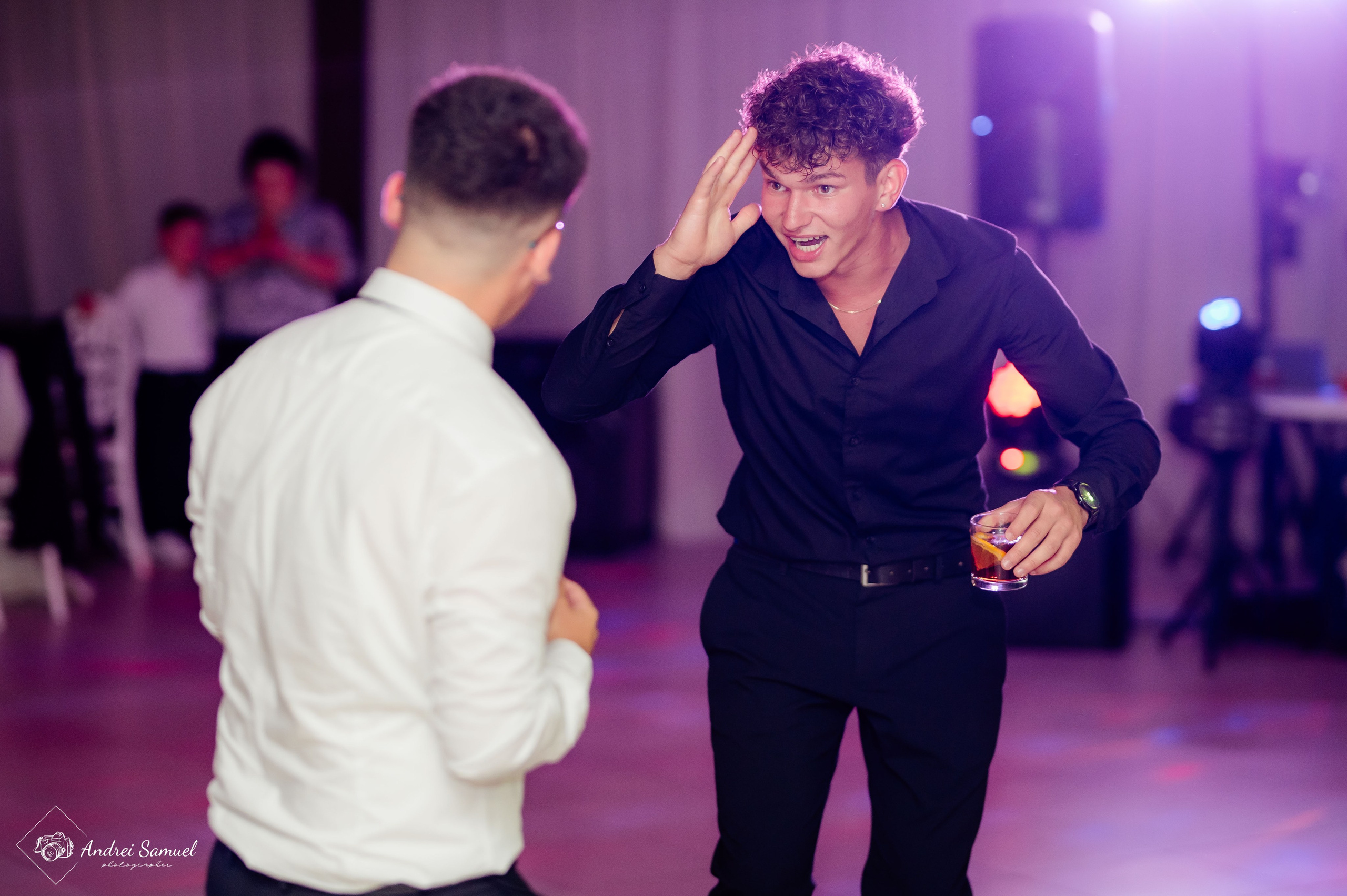 Majorat Emanuel. Andrei Samuel – Fotograf București | Evenimente, Studio, Imobiliare, Produs