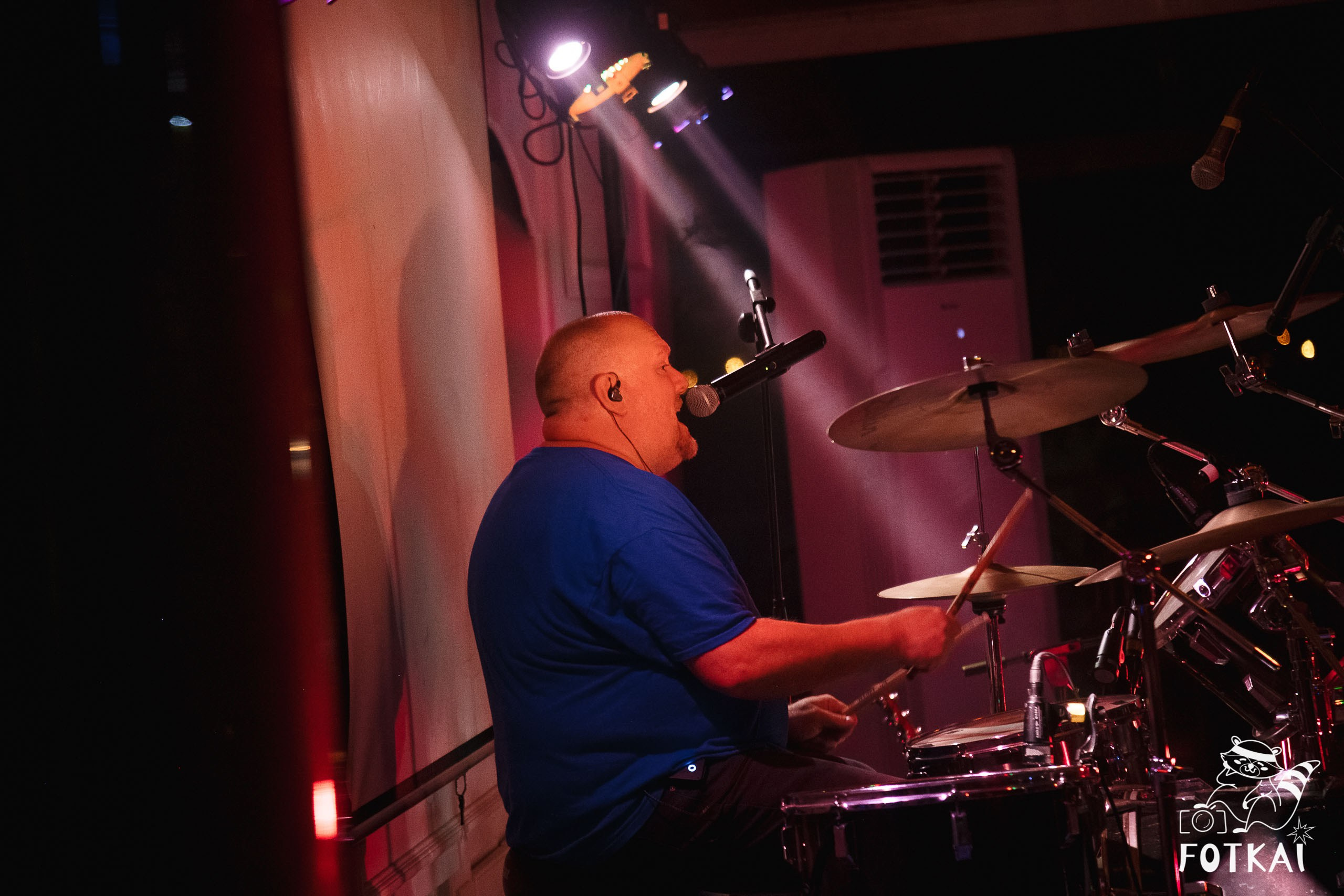 Ultimate Coldplay en Restaurante Los Cucalos: Reportaje fotográfico 17.09.25 | FOTKAI