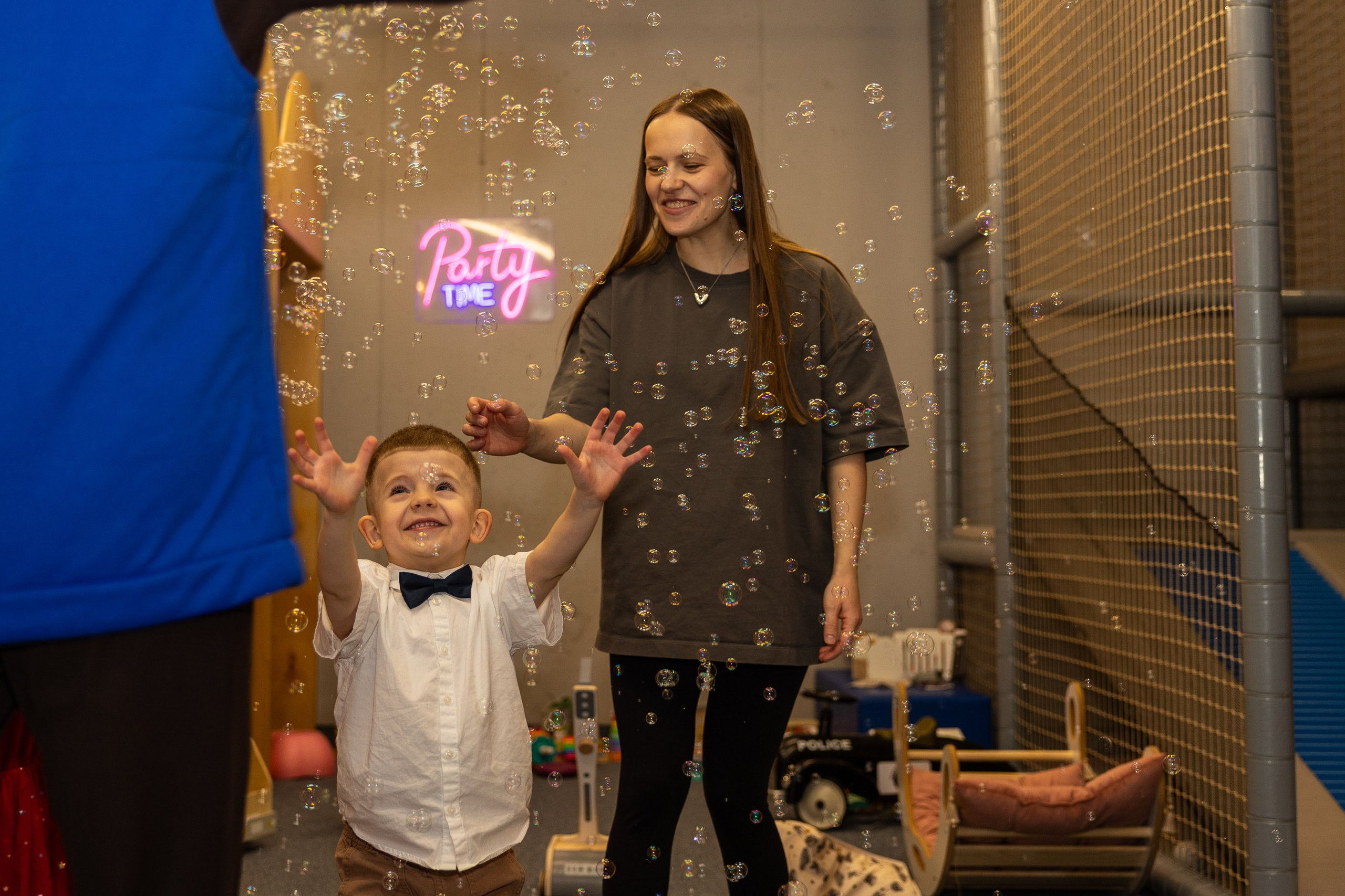 День рождения Артёма 24 января 2026 года. Семейный и детский фотограф в Варшаве Мила Бобровская