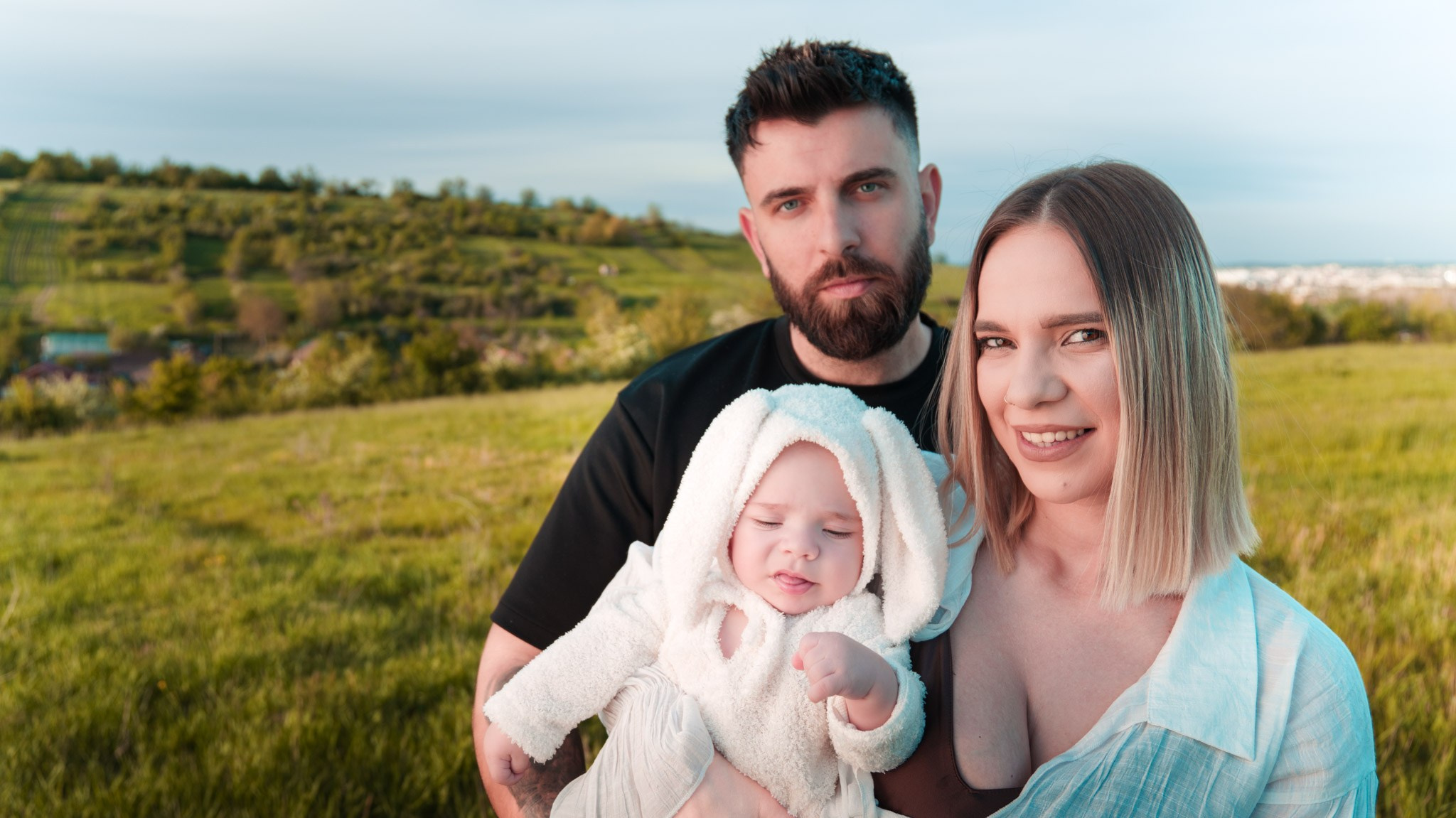 Catalin Glavan — Fotograf | Portrete & Evenimente & Campanii marketing