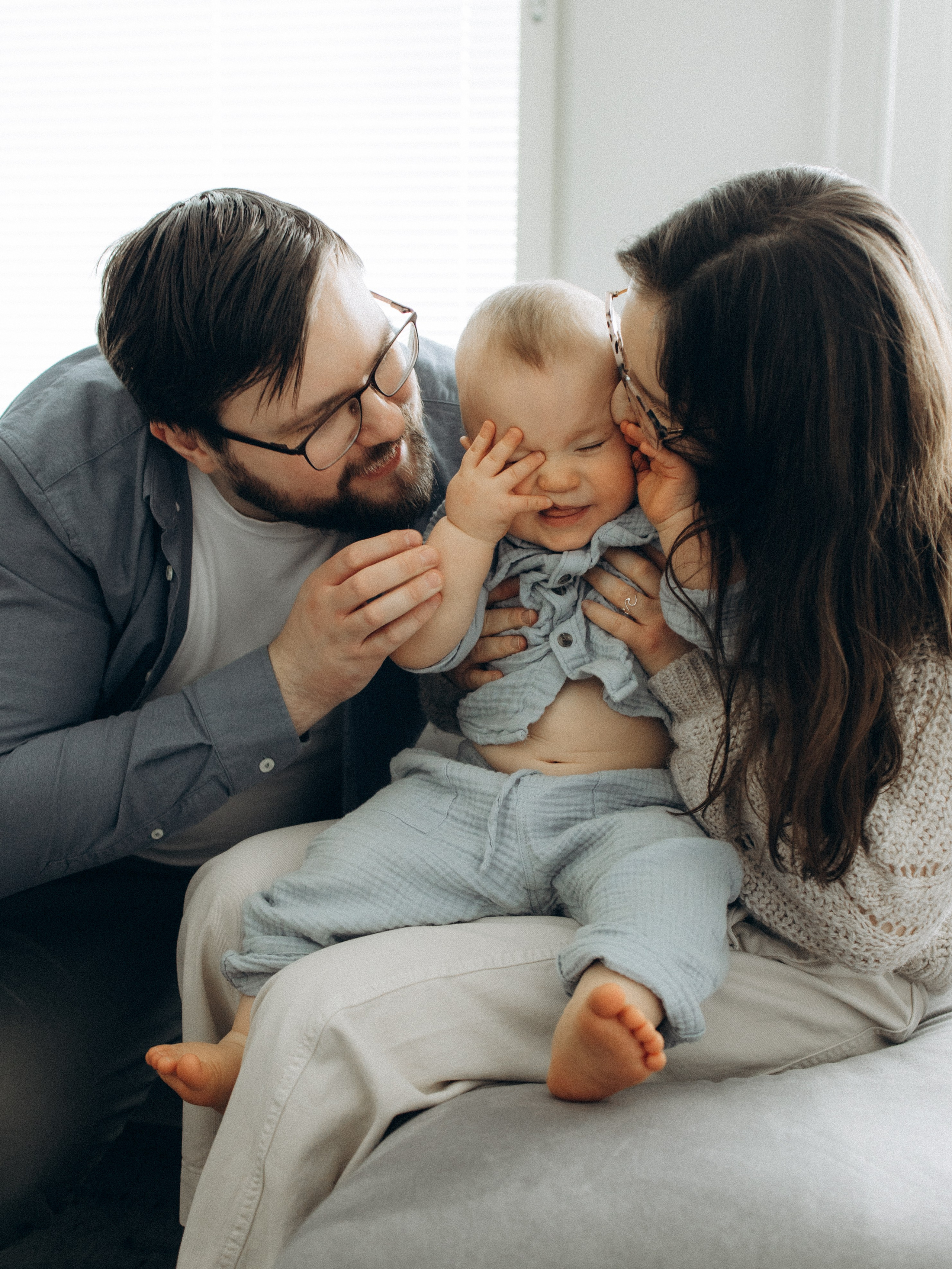 Yan’s family. Kristina, portrait and family photographer in Helsinki