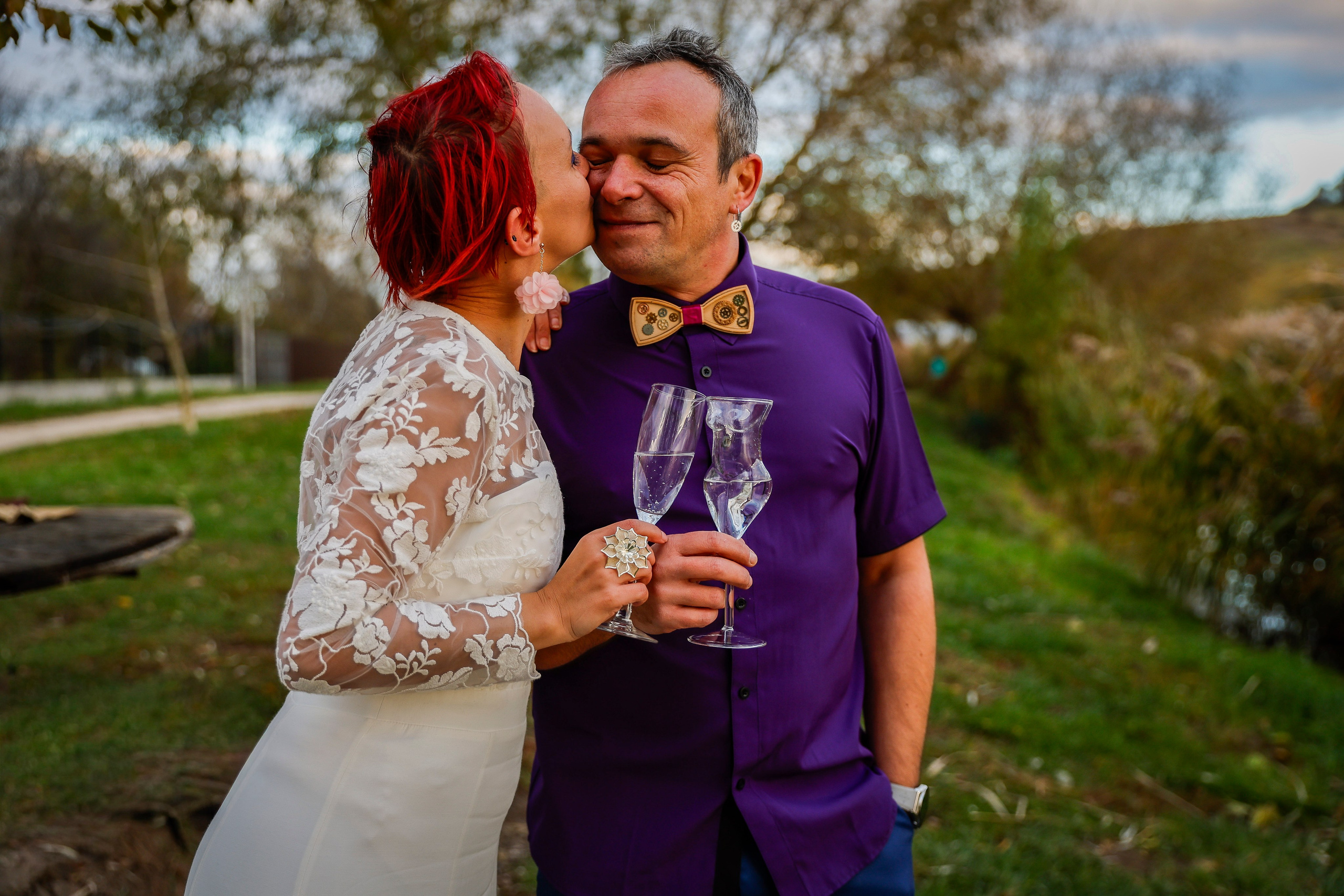 Oana&Bogdan — distractie, rasete, amintiri. Rares Bucur is a professional wedding photographer based in Cluj-Napoca, Romania, specializing in wedding photography