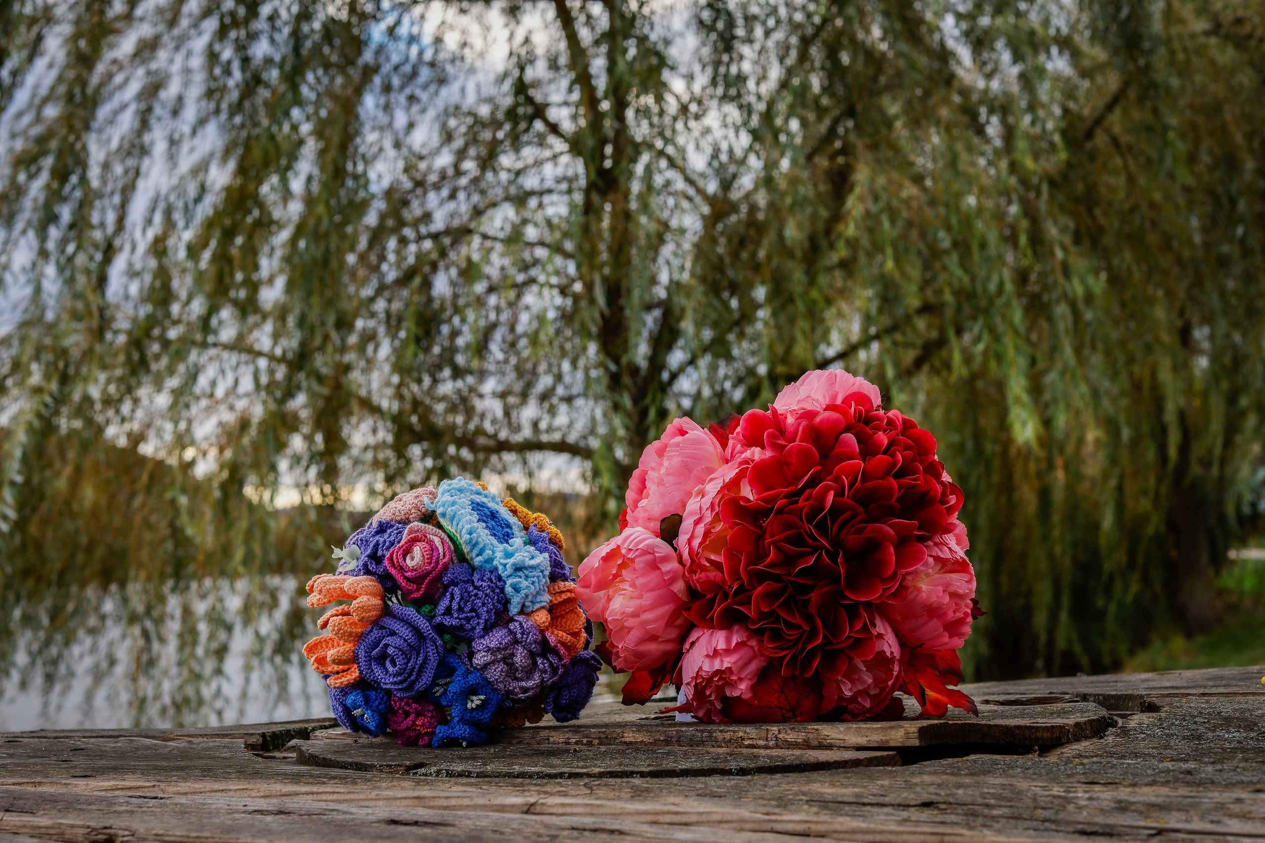 Oana&Bogdan — distractie, rasete, amintiri. Rares Bucur is a professional wedding photographer based in Cluj-Napoca, Romania, specializing in wedding photography