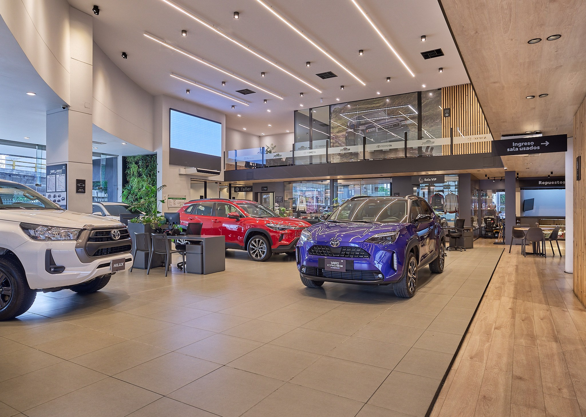 Sesión fotográfica interiorismo Concesionario Toyota Yokomotor